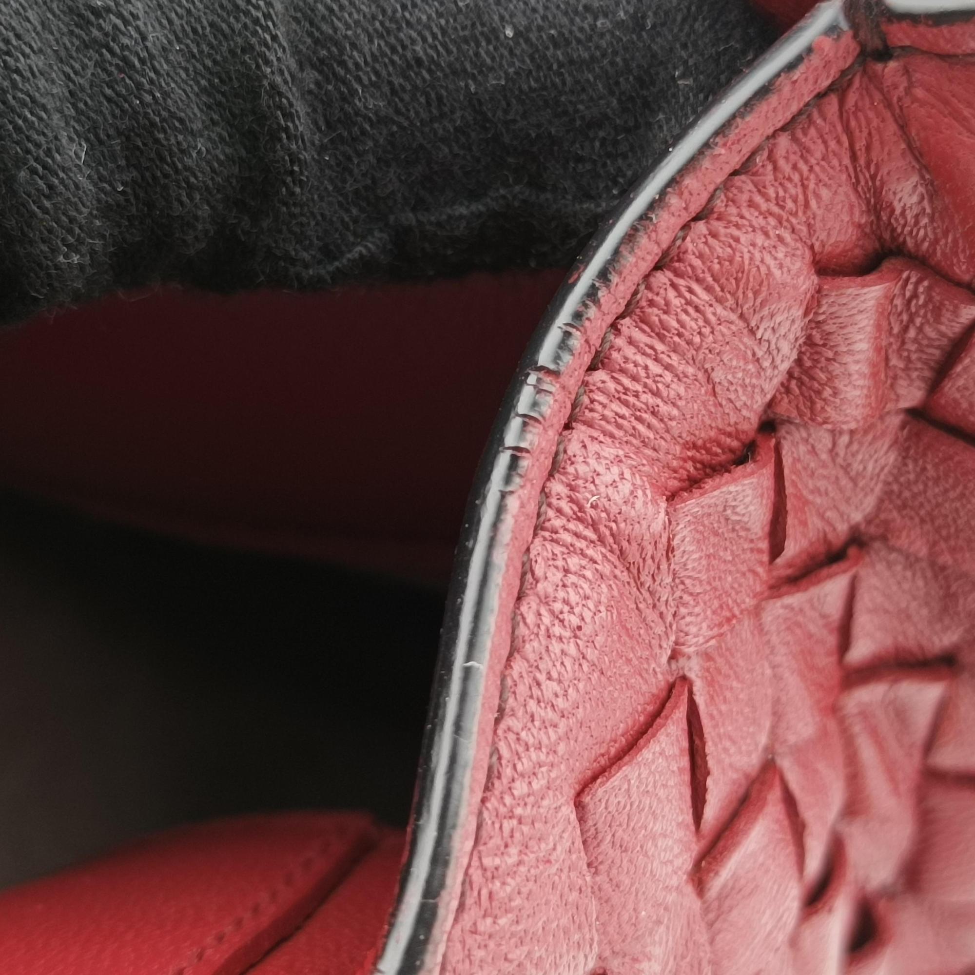 Luna Intrecciato Red lambskin B07655124Aルナ イントレチャート レッド ラムスキン B07655124A