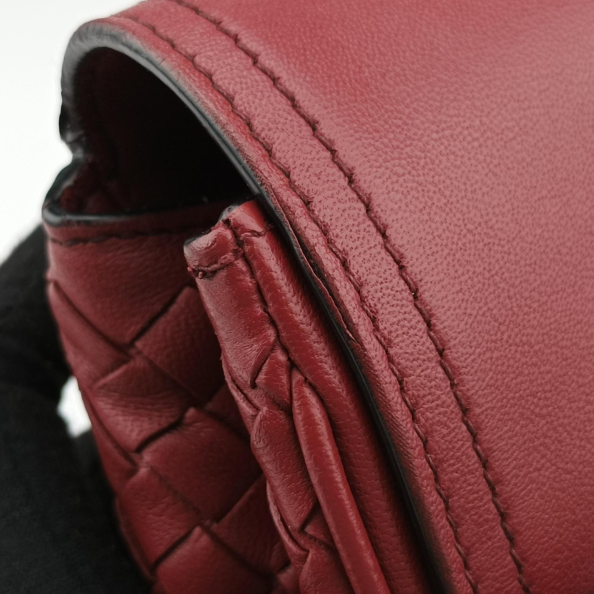 Luna Intrecciato Red lambskin B07655124Aルナ イントレチャート レッド ラムスキン B07655124A