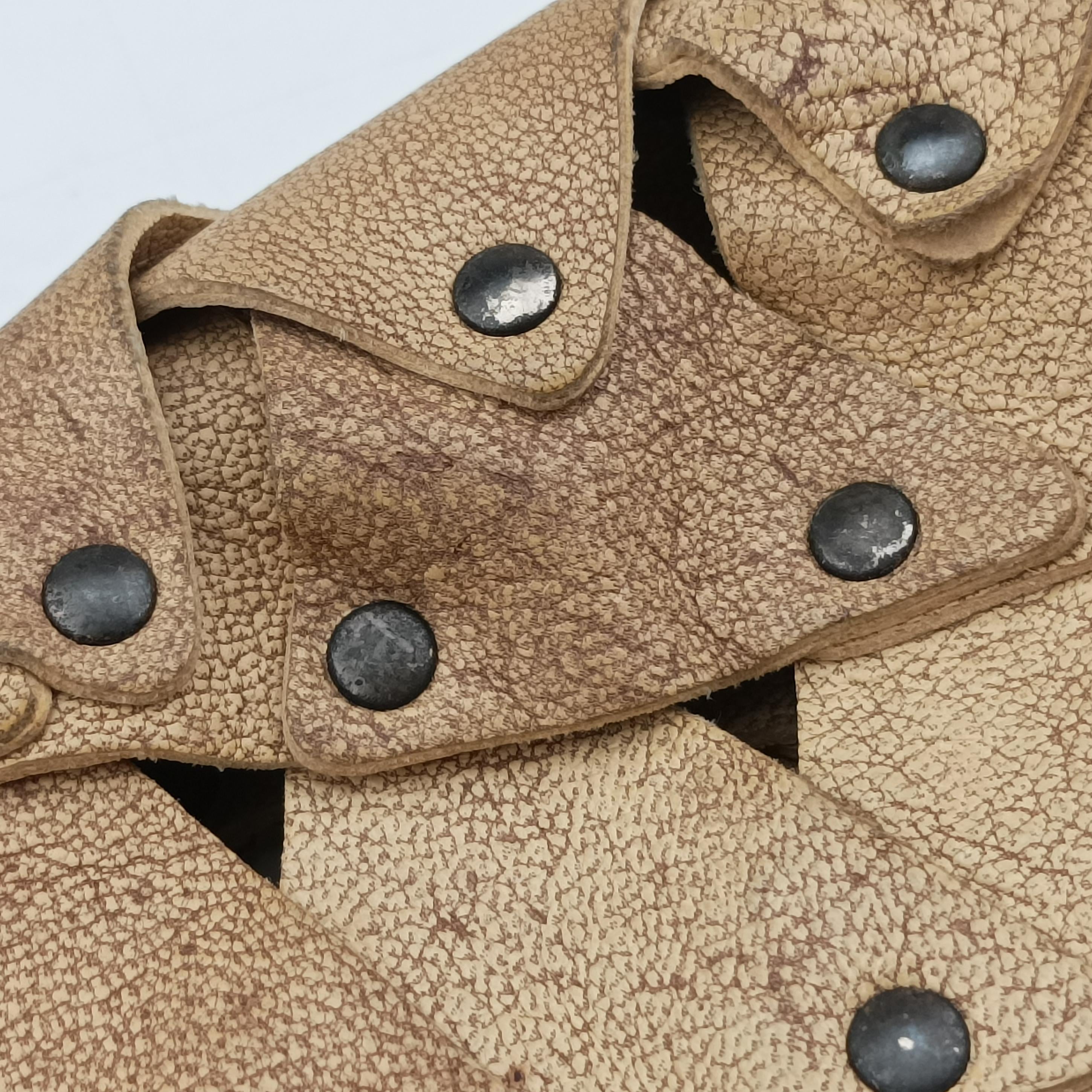 Mombasa beige Leather Lot number unknownモンバサ ベージュ レザー 製番不明