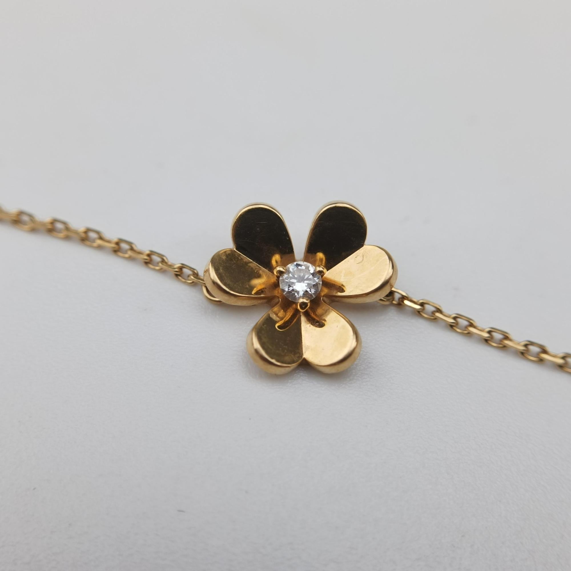 Frivole yellow golden AU750 ARP0J200 JO227668フリヴォル イエローゴールド AU750 ARP0J200 JO227668