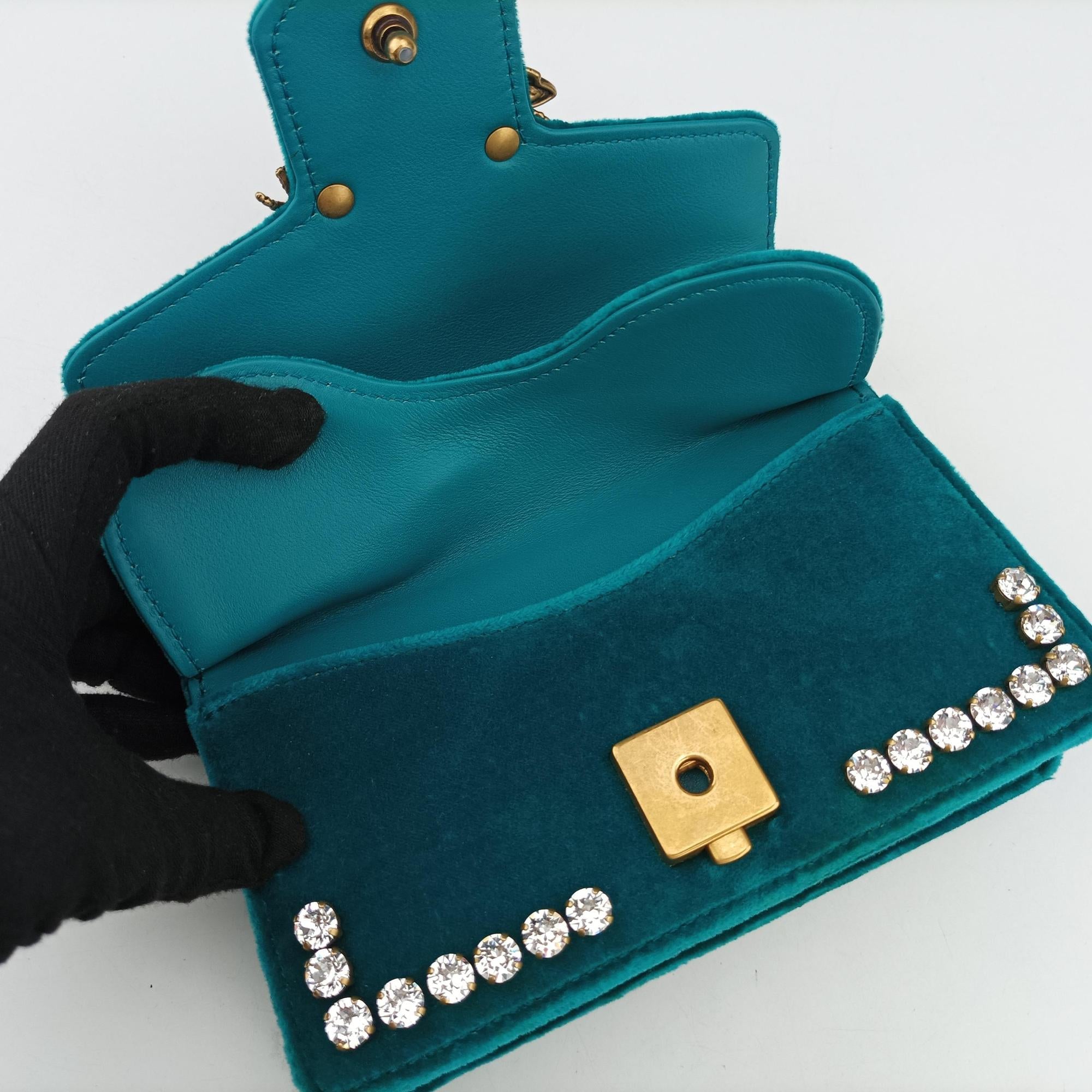 Bee Broadway Blue Velvet 489218 H022436186ビー ブロードウェイ ブルー ベルベット 489218 H022436186