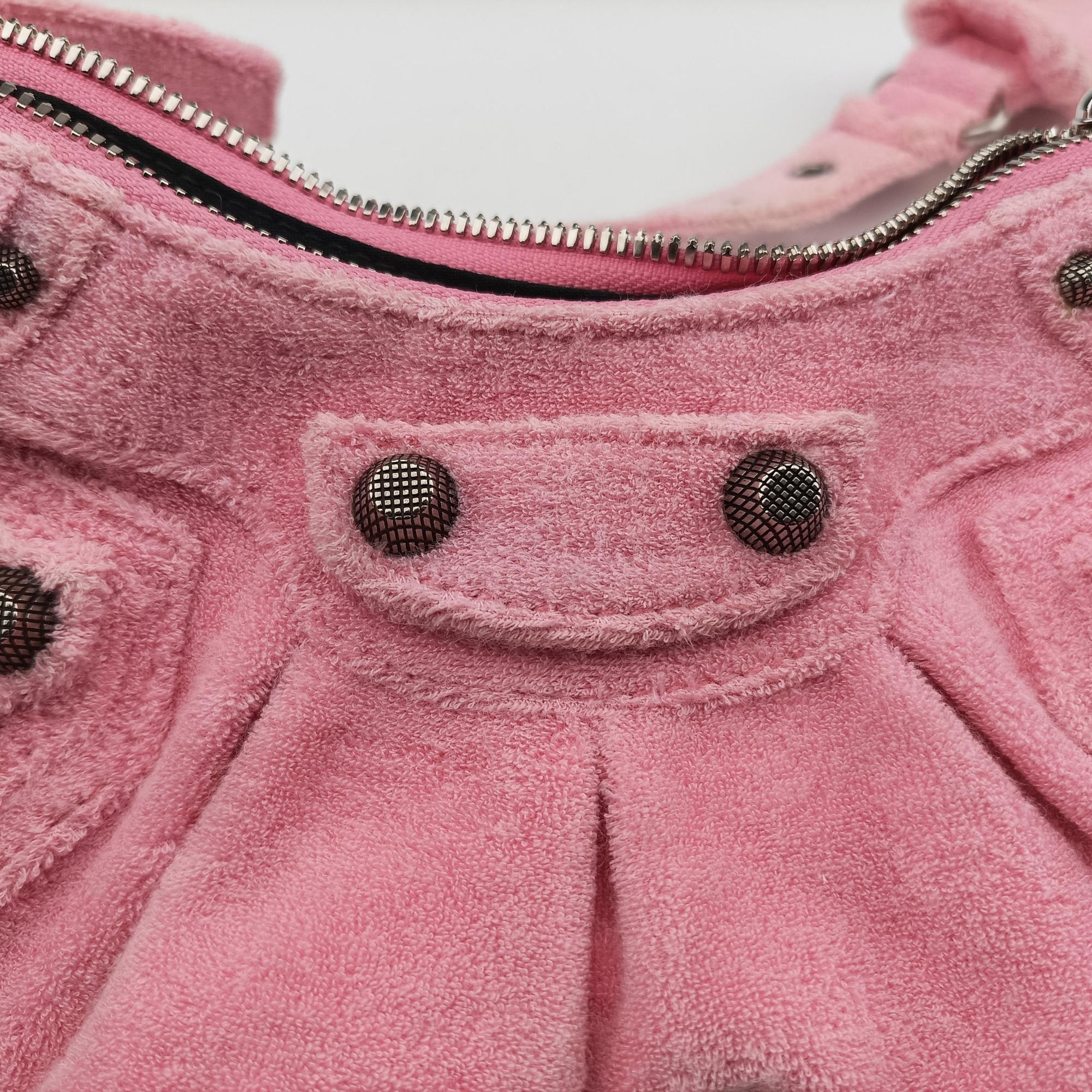 Le Cagole mini Pink Pile Fabric 671309.5812.O.002123ル カゴール ミニ ピンク パイル生地 671309.5812.O.002123
