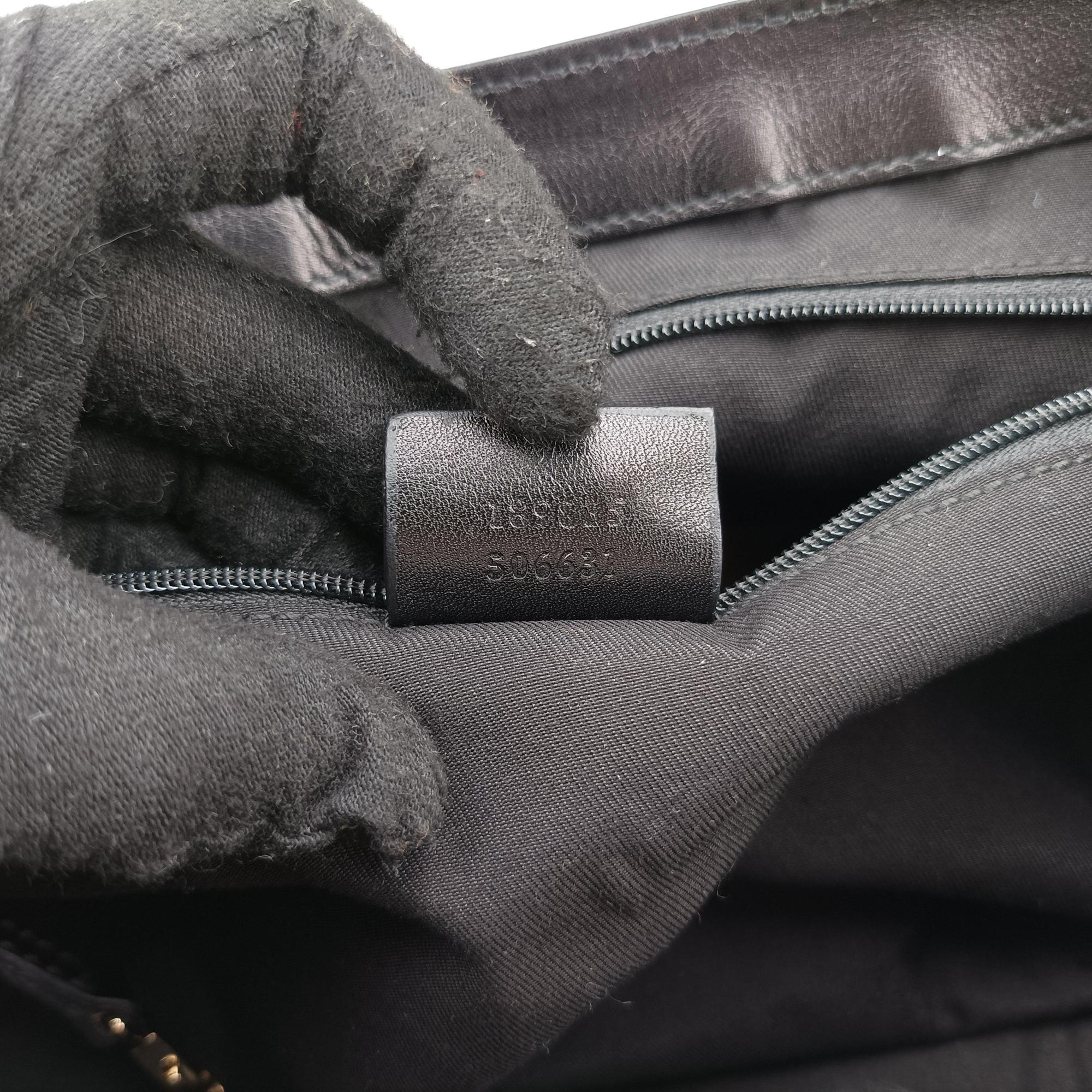 Abbey D-Ring Black enamel D2108259アビー Dリング ブラック エナメル D2108259