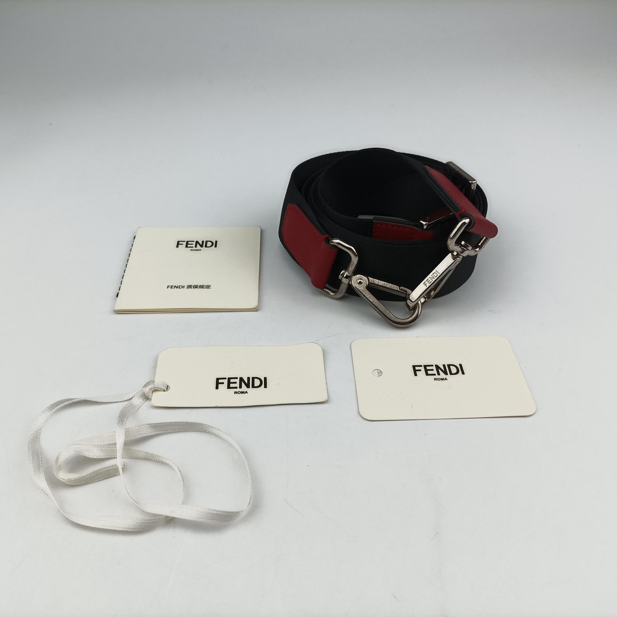 Camera case Red x Black Leather 7M0286 7M0286 A9ZX 208-0397カメラケース レッド×ブラック レザー 7M0286 7M0286 A9ZX 208-0397