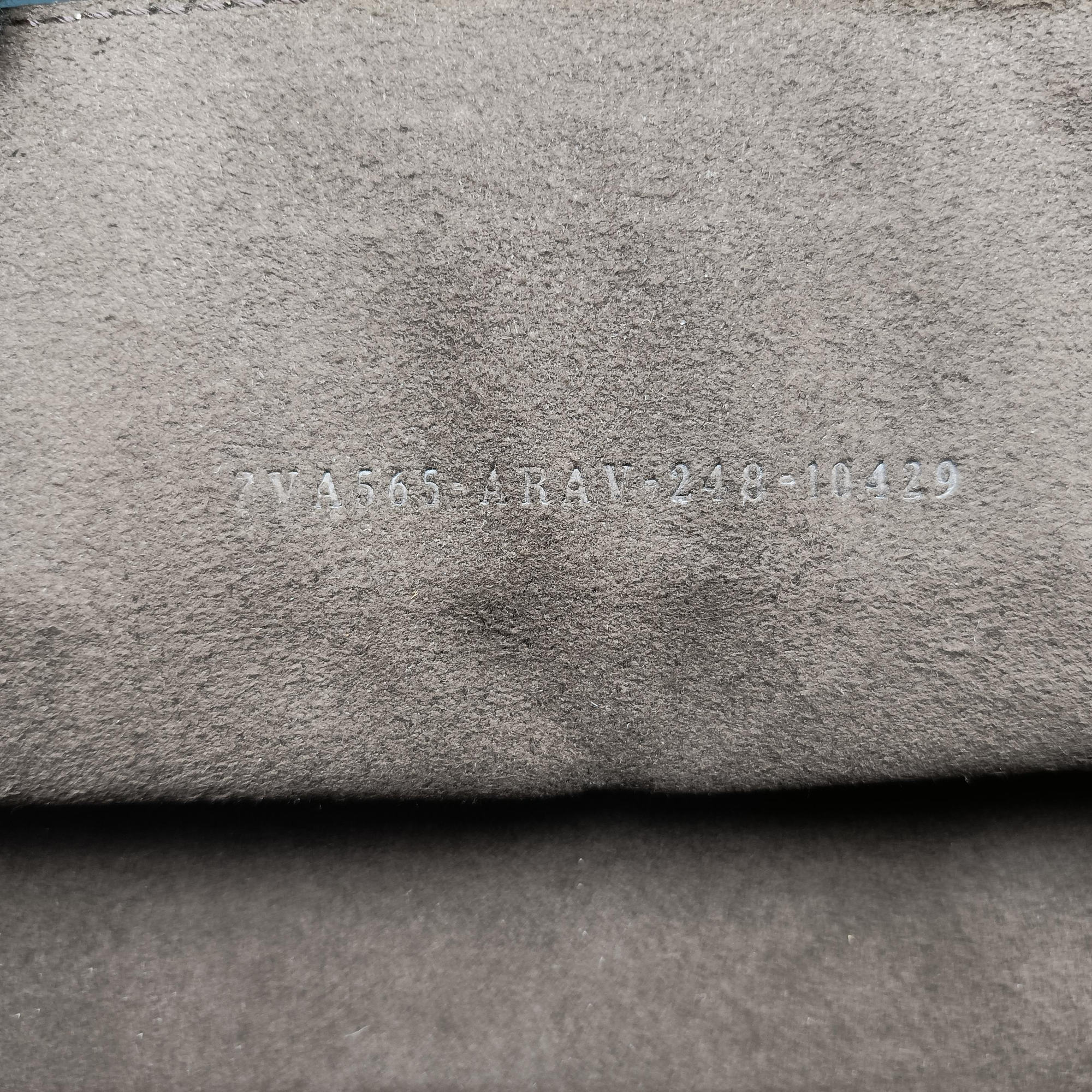 Soft Trunk Beige Leather 7VA565 7VA565-ARAV-248-10429ソフトトランク ベージュ レザー 7VA565 7VA565-ARAV-248-10429