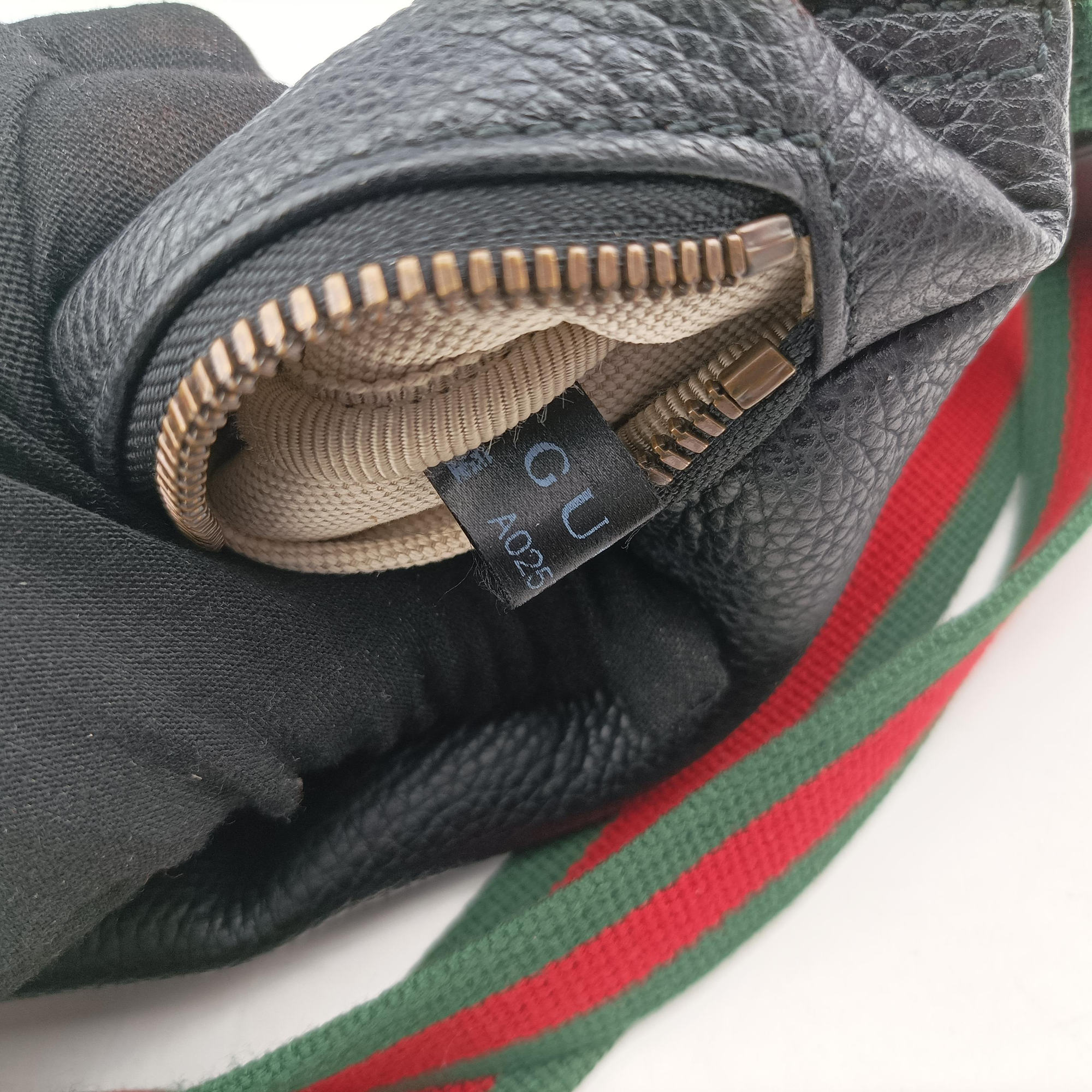 Gucci print Black Leather 527792 A025716335グッチプリント ブラック レザー 527792 A025716335