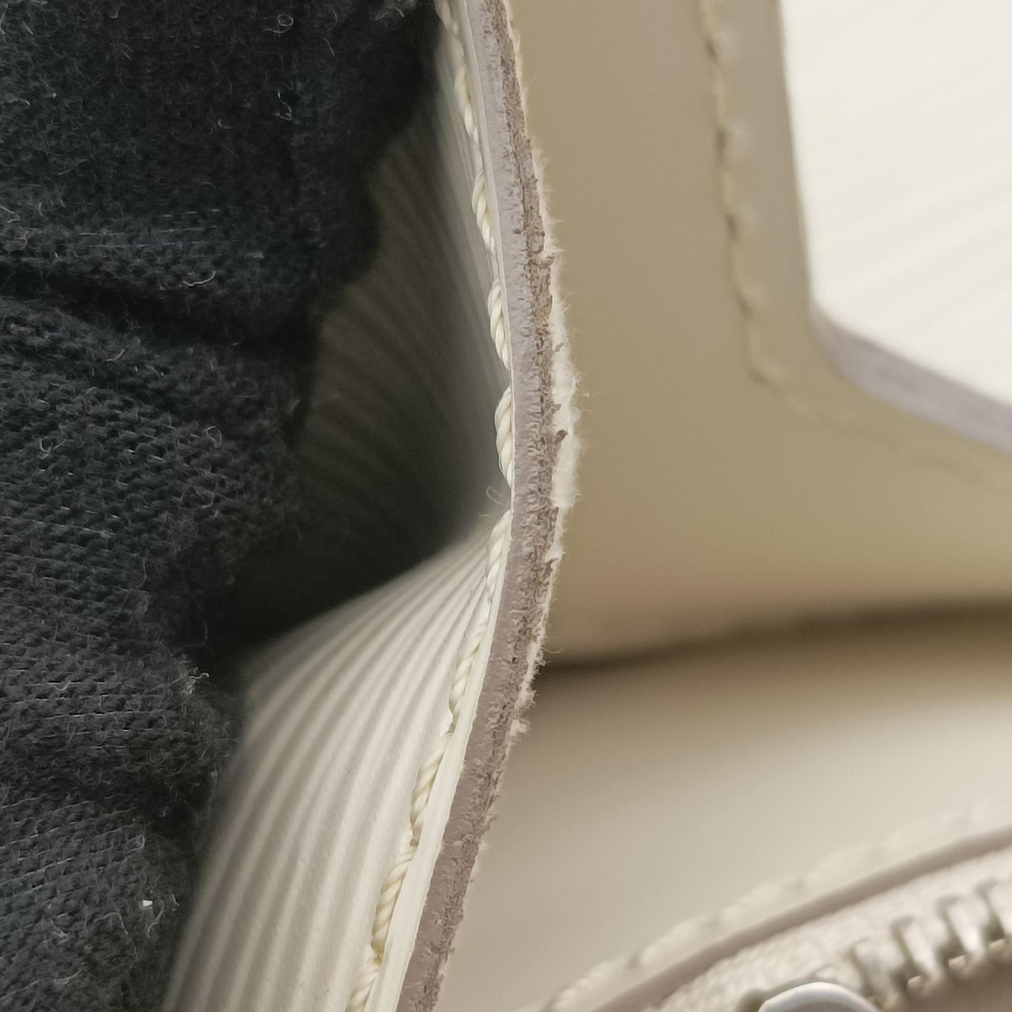 Sevigne GM White Epi M4051J MI0132セヴィニエGM ホワイト エピ M4051J MI0132