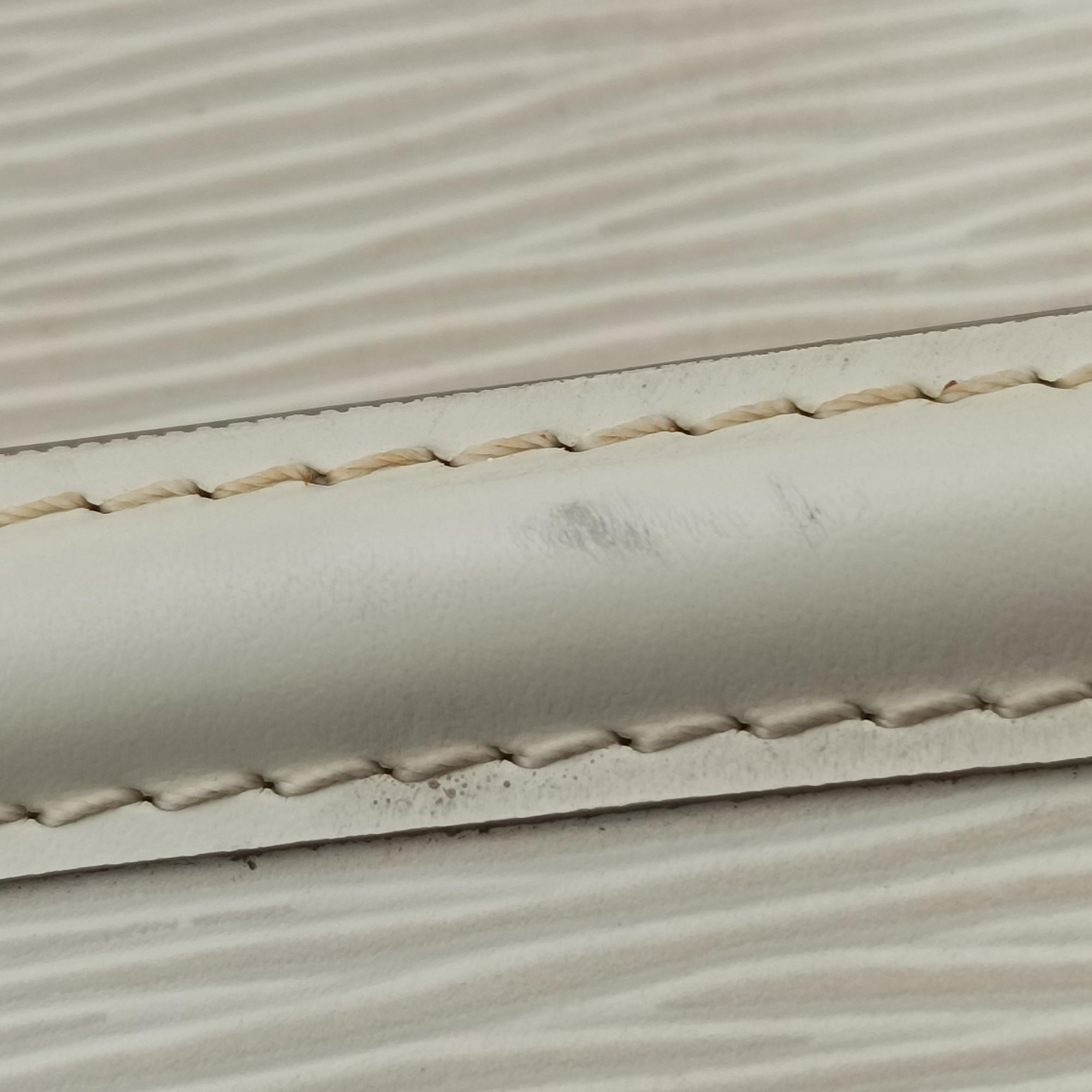 Sevigne GM White Epi M4051J MI0132セヴィニエGM ホワイト エピ M4051J MI0132