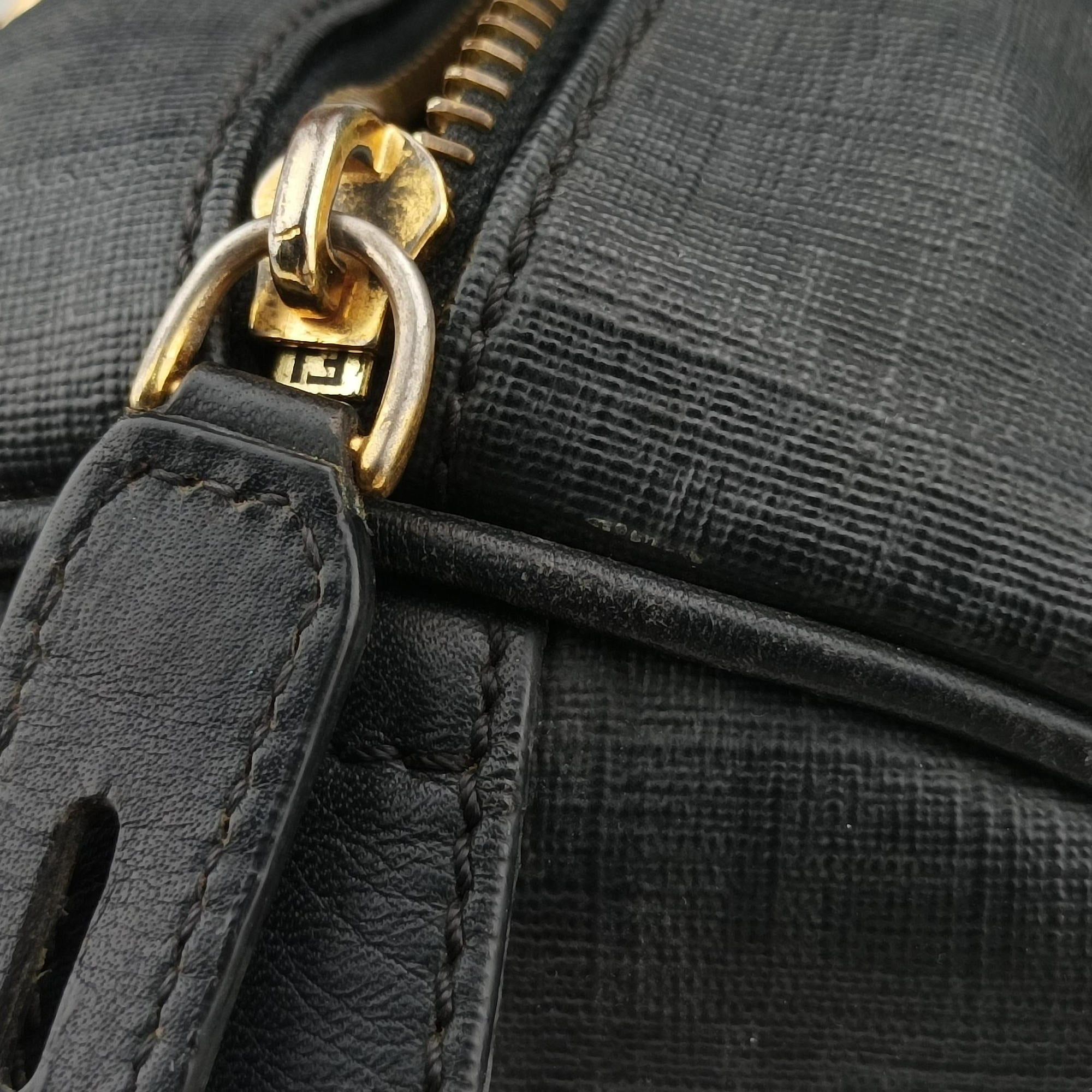 Zucchino Glitter Logo Black PVC coated canvas 8BL068 8BL068/H4E 138/2305スパンコールイエローグラデーション ブラック PVCコーティングキャンバス 8BL068 8BL068/H4E 138/2305