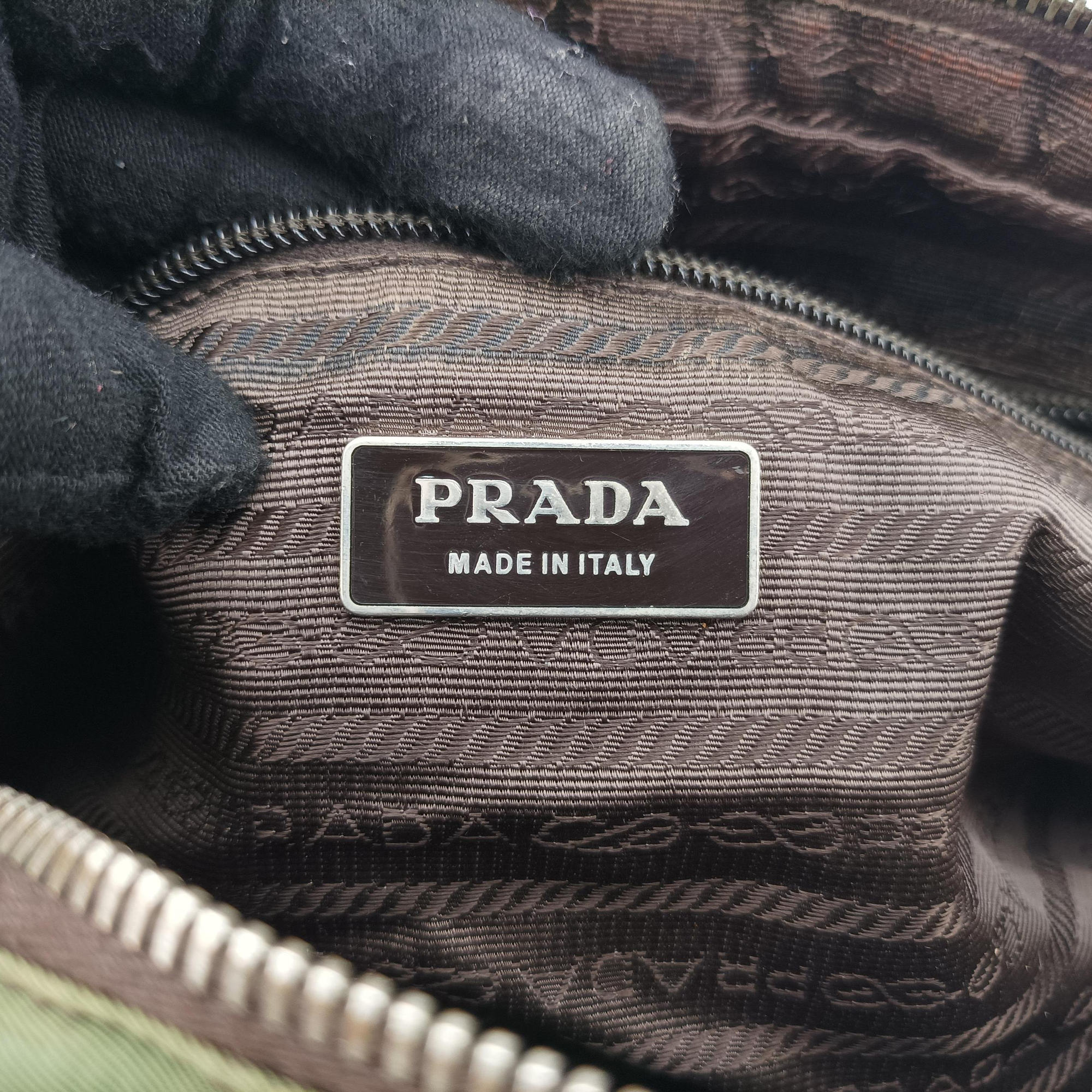 Triangle logo Red x green Nylon×Leather 22トライアングルロゴ レッド×グリーン ナイロン×レザー 22