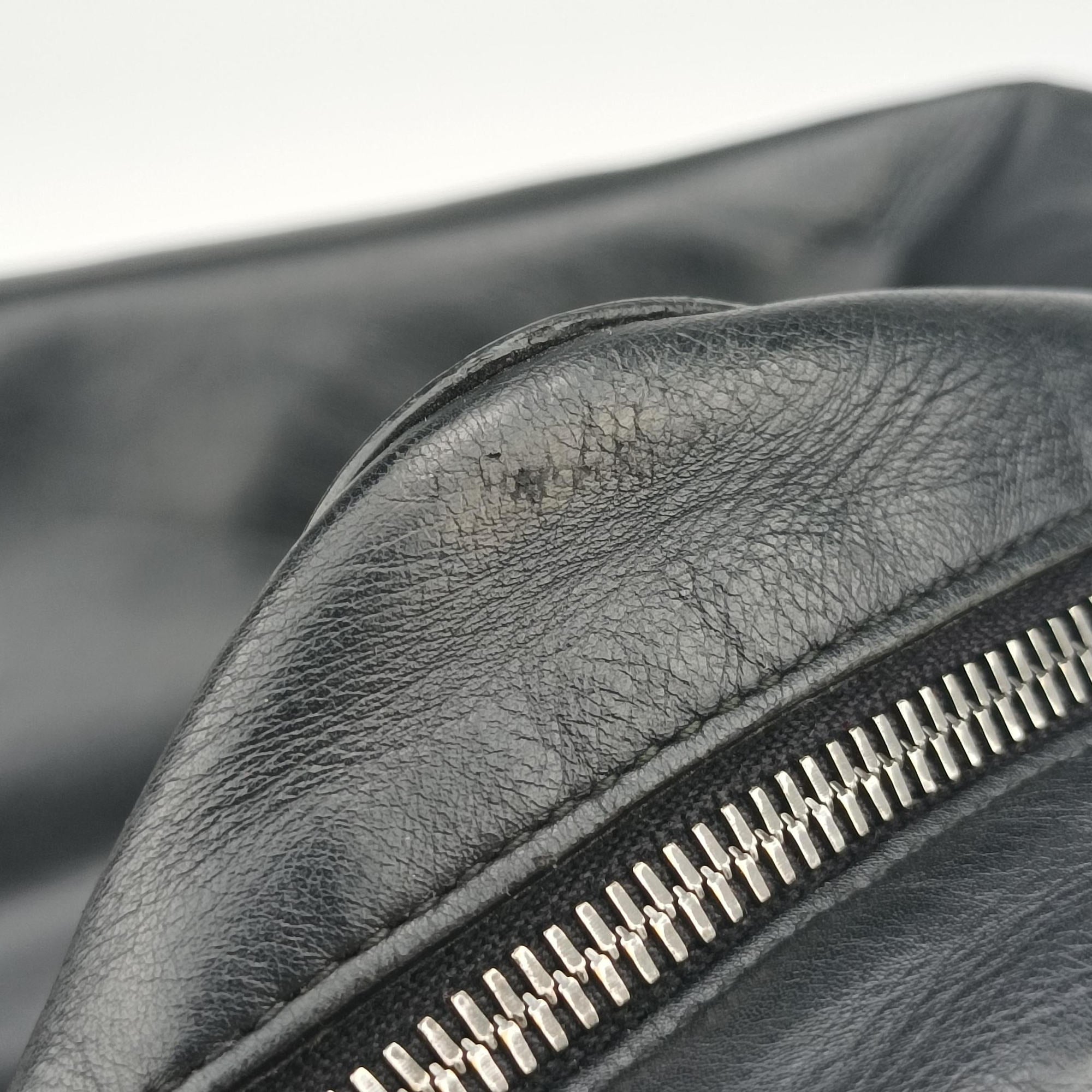 Intrecciato Black lambskin B06808532Bイントレチャート ブラック ラムスキン B06808532B