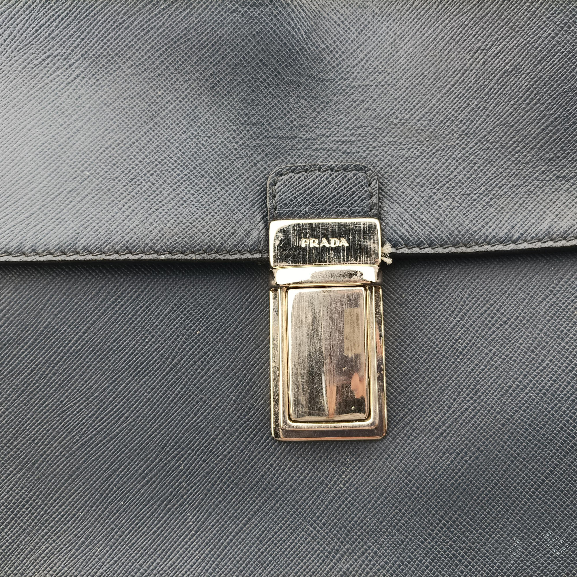 Push-Lock Briefcases Navy Saffiano Leather 134プッシュロックブリーフケース ネービー サフィアーノレザー 134