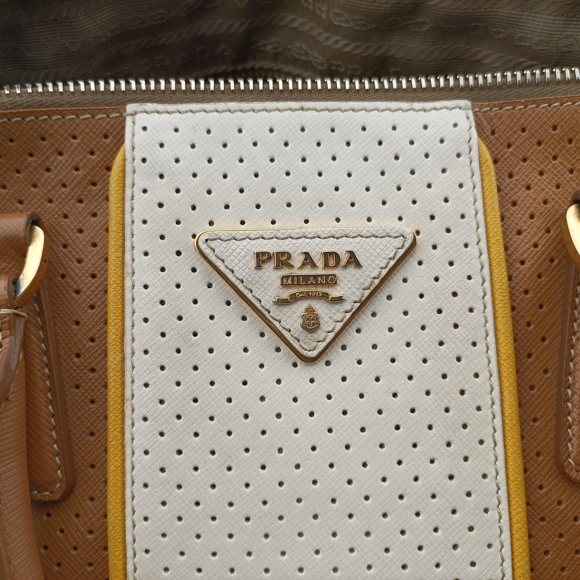 Fori Boston Beige × White leather BL0649 31 29フォリ ボストン ベージュ × ホワイト レザー BL0649 31 29