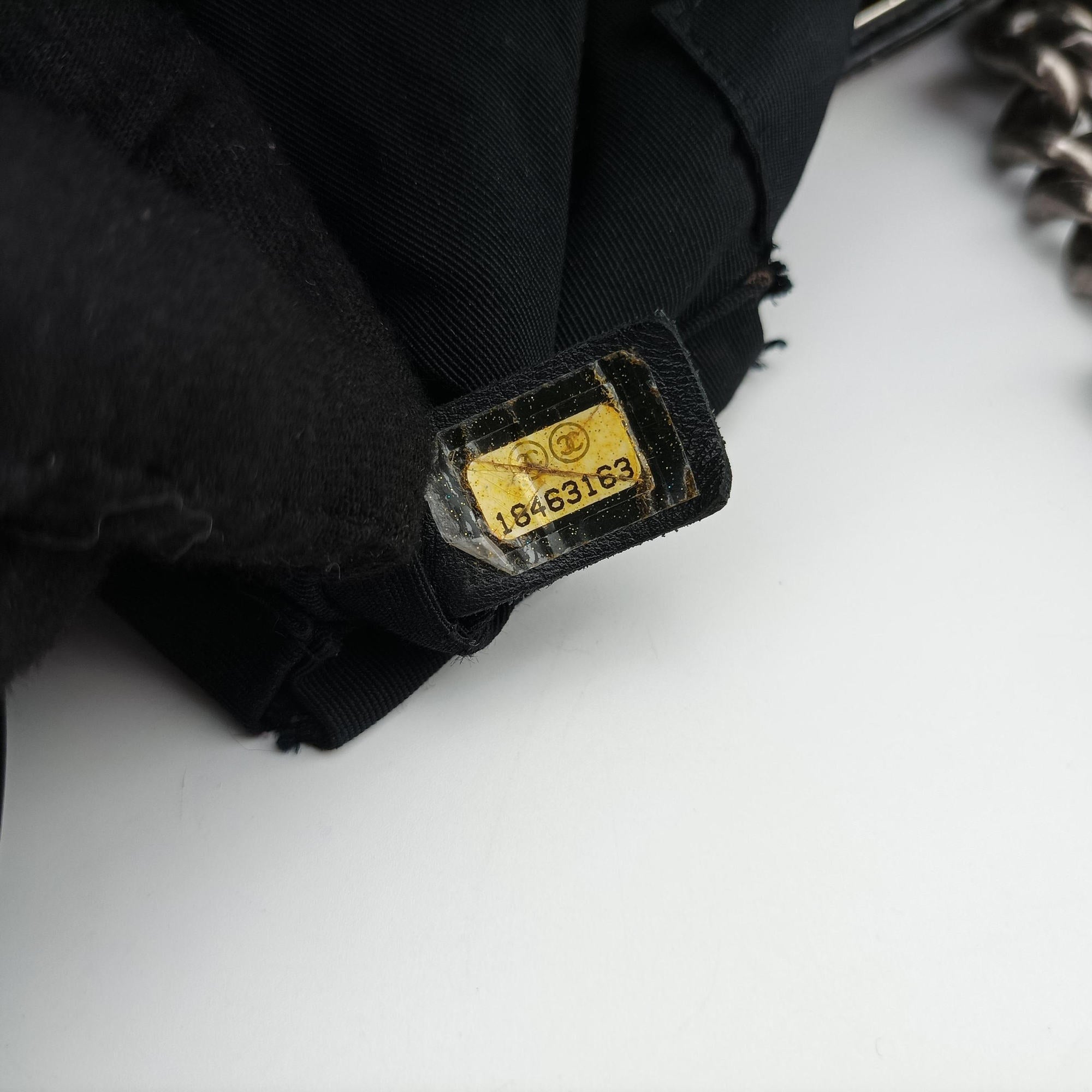 Boy Chanel Black Enamel A67949 18463163ボーイシャネル ブラック エナメル A67949 18463163