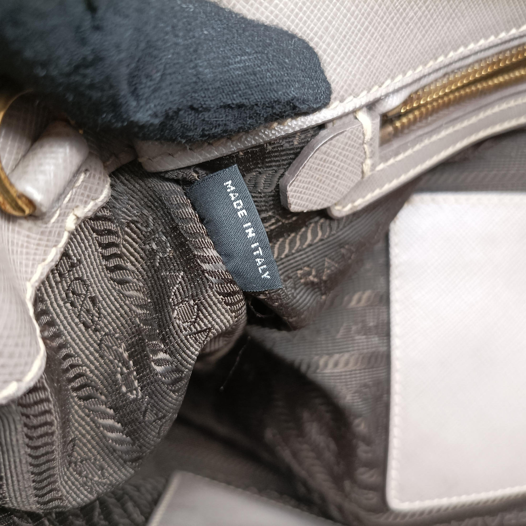 Galleria beige SAFFIANO Leather BN2274 180ガレリア ベージュ サフィアーノレザー BN2274 180