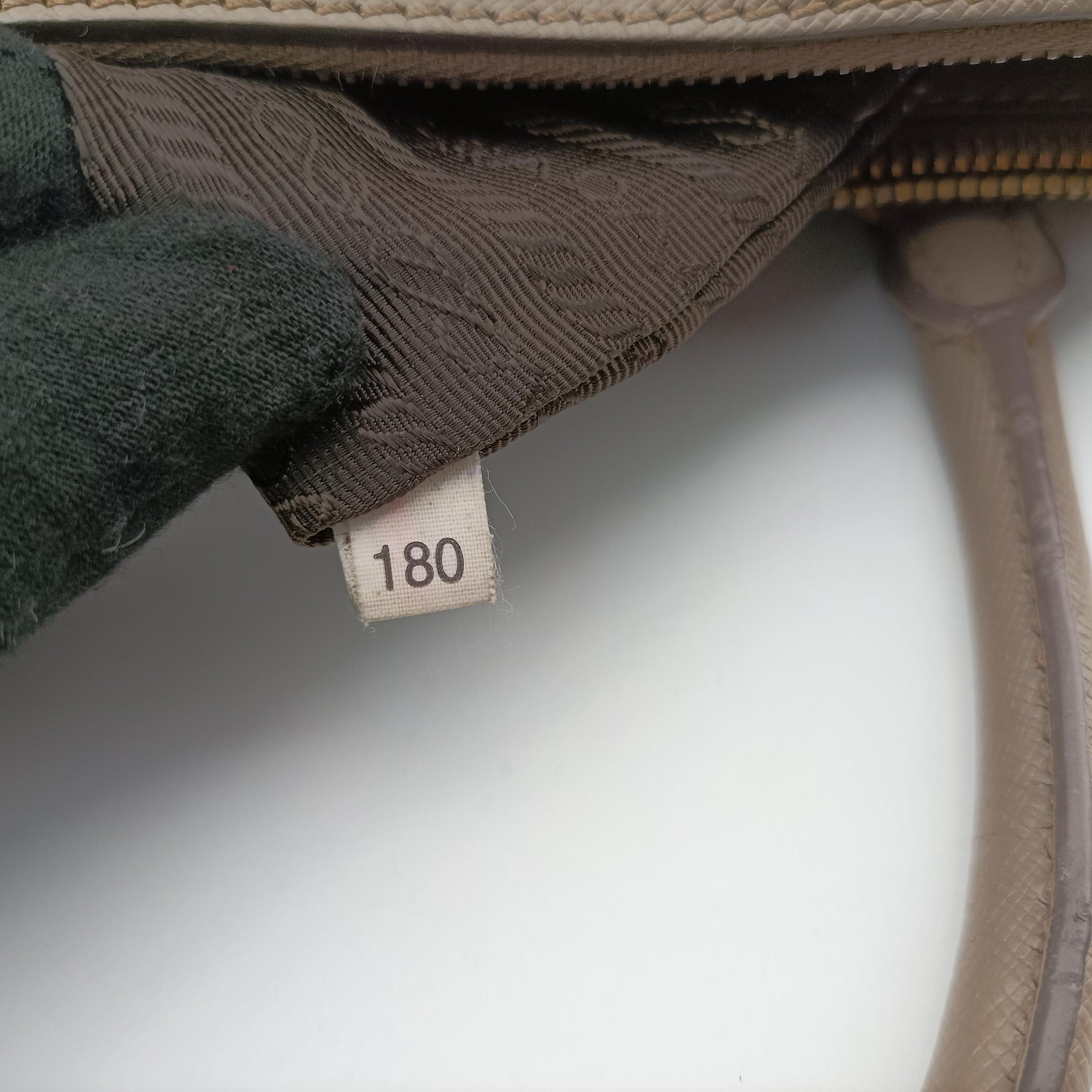 Galleria beige SAFFIANO Leather BN2274 180ガレリア ベージュ サフィアーノレザー BN2274 180