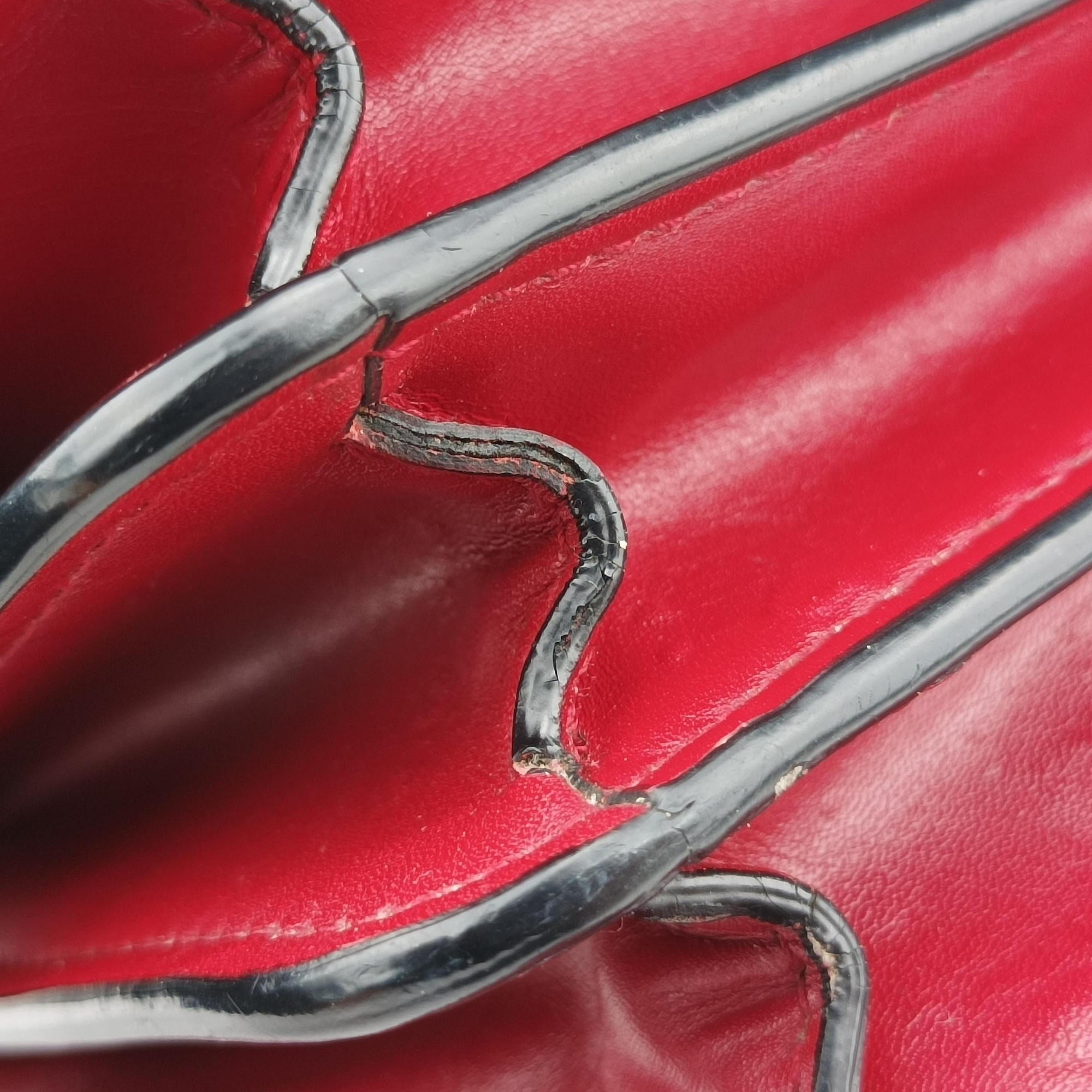 SERPENTI FOREVER Red Leather MM-M16-280165セルペンティ フォーエバー レッド レザー MM-M16-280165