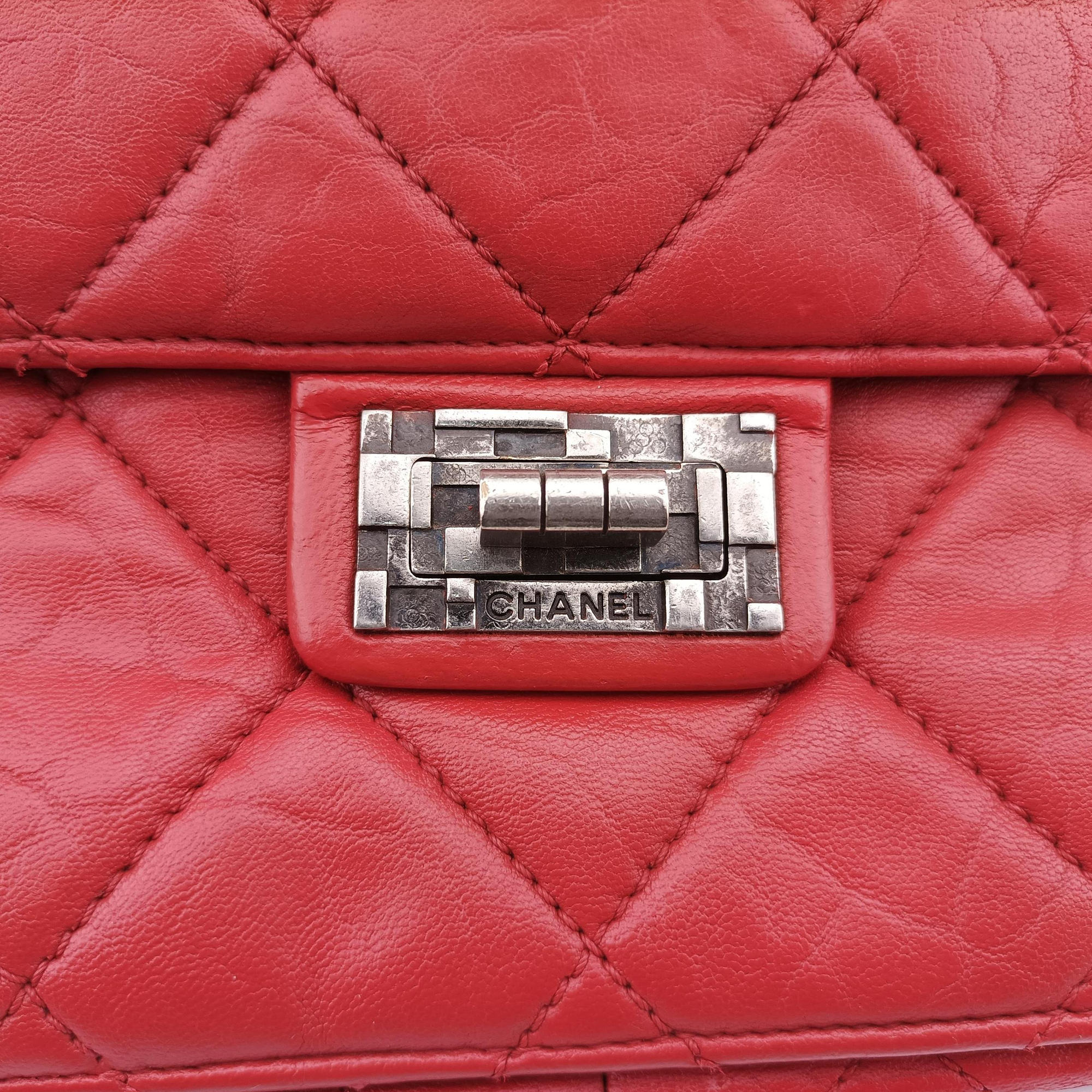 Paris-Byzance Take Away Flap Red lambskin A66738 15498333マトラッセ ターンロック 2.55 レッド ラムスキン A66738 15498333
