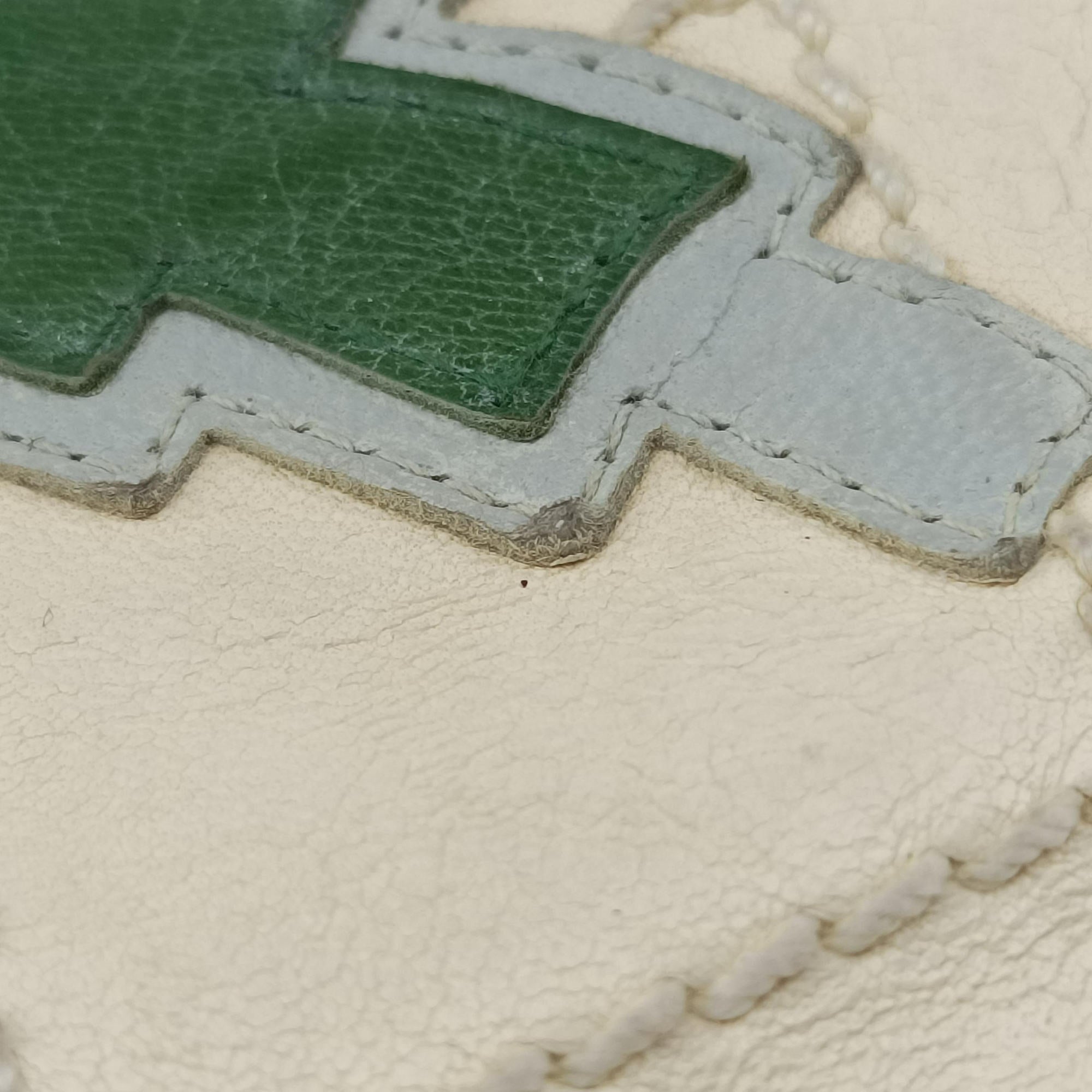 Wild Stitch Camellia Cream lambskin A25484 8984346ワイルドステッチ カメリア クリーム ラムスキン A25484 8984346