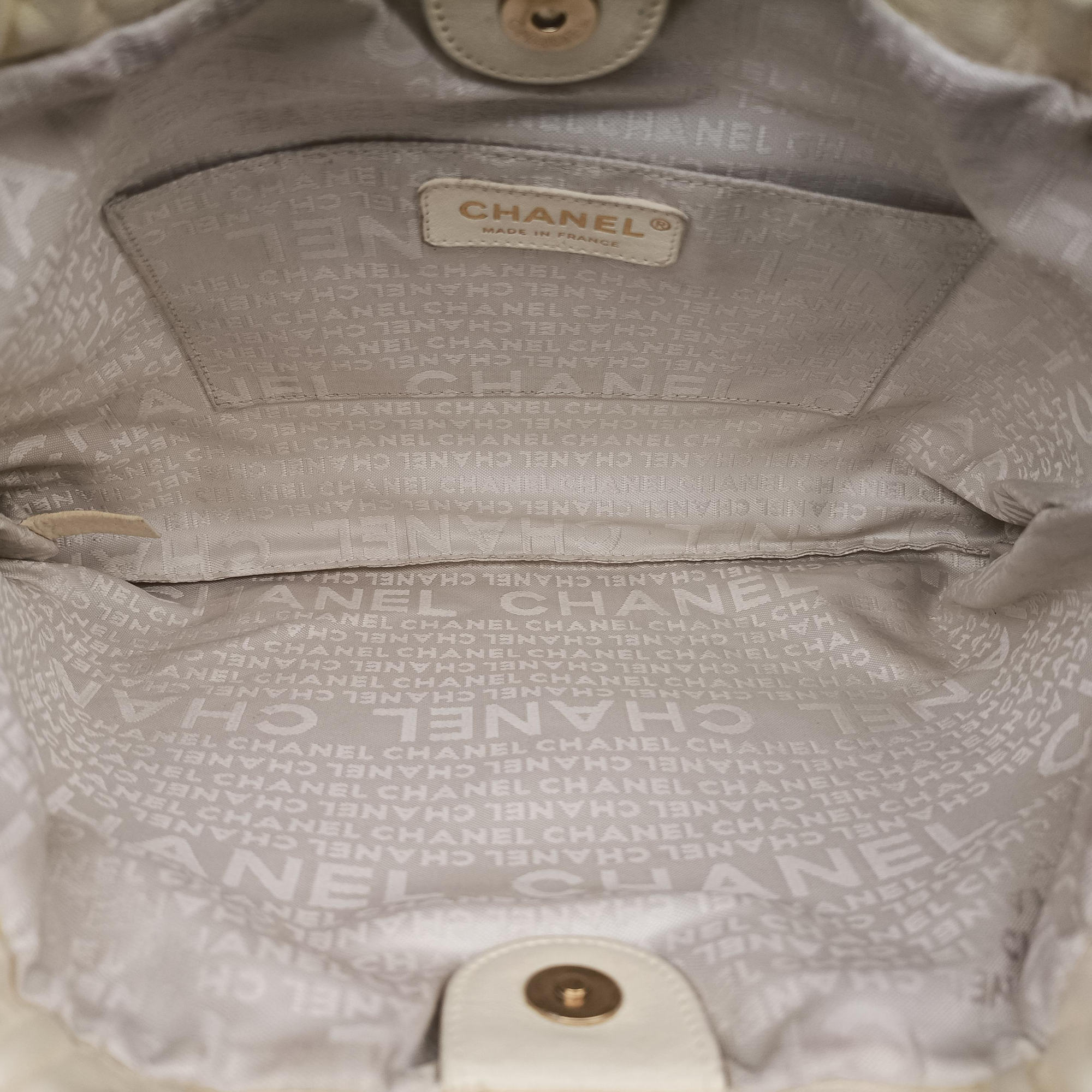 Wild Stitch Camellia Cream lambskin A25484 8984346ワイルドステッチ カメリア クリーム ラムスキン A25484 8984346