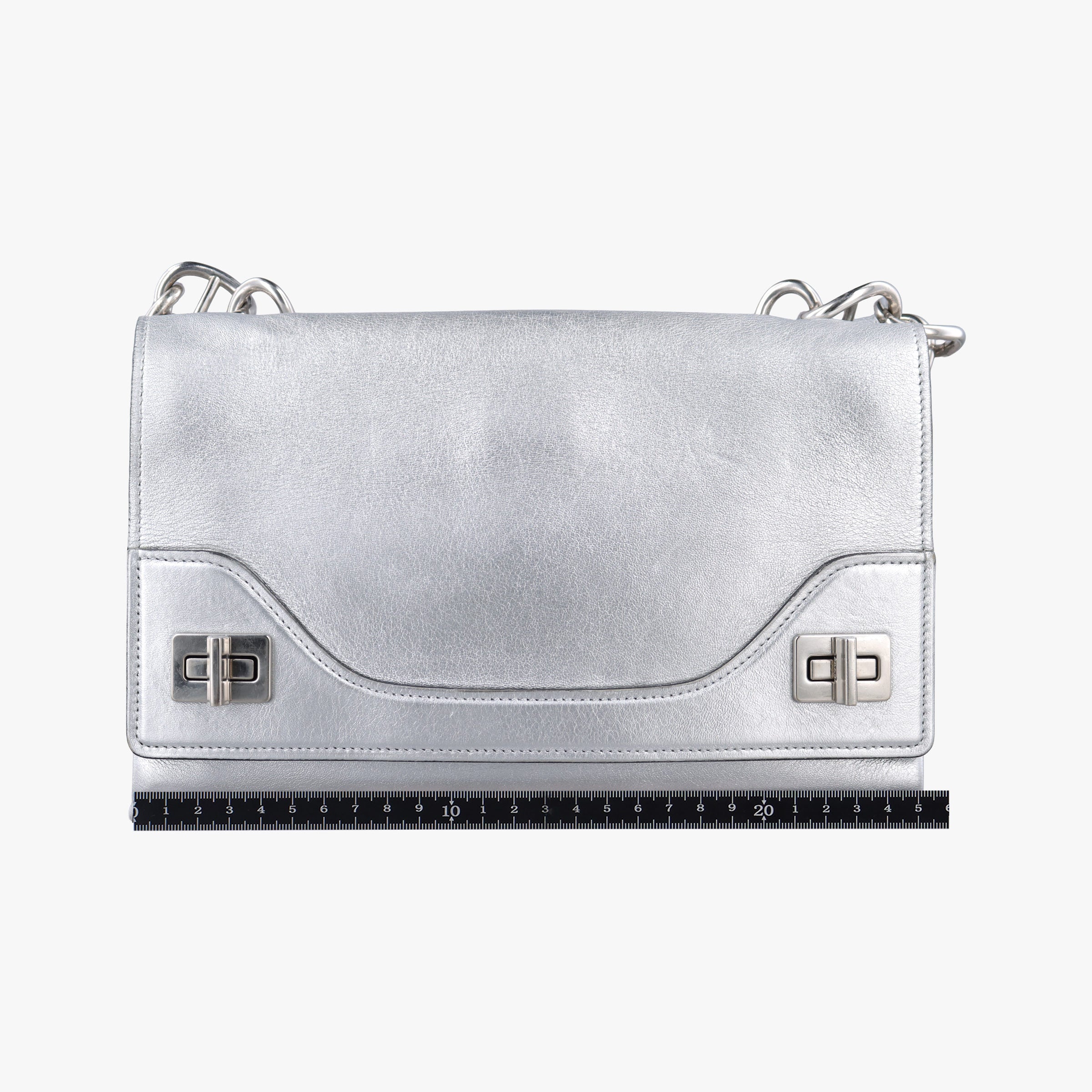 Half Flap Double Turn Lock Silver Leather 25ハーフフラップダブルターンロック シルバー レザー 25