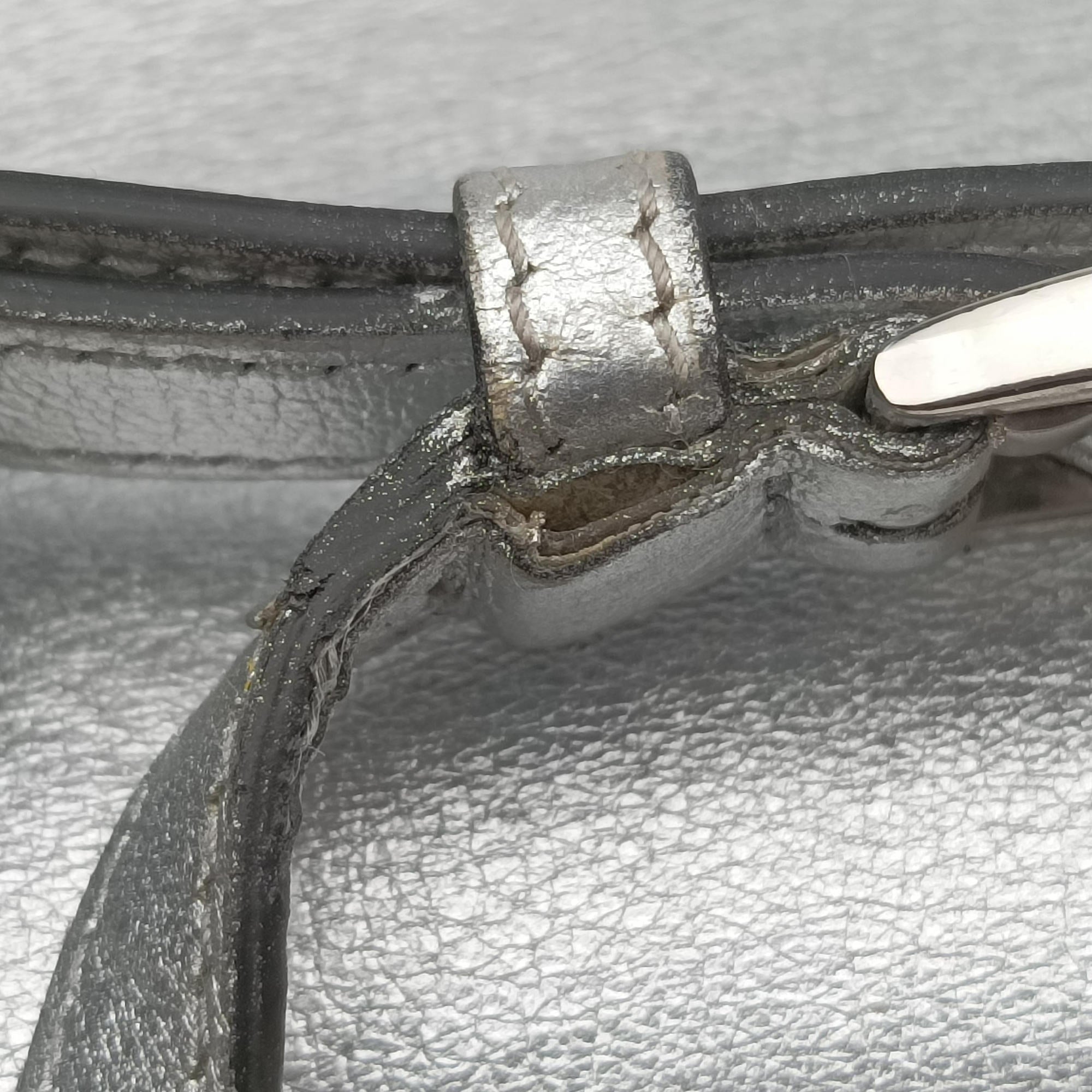 Half Flap Double Turn Lock Silver Leather 25ハーフフラップダブルターンロック シルバー レザー 25
