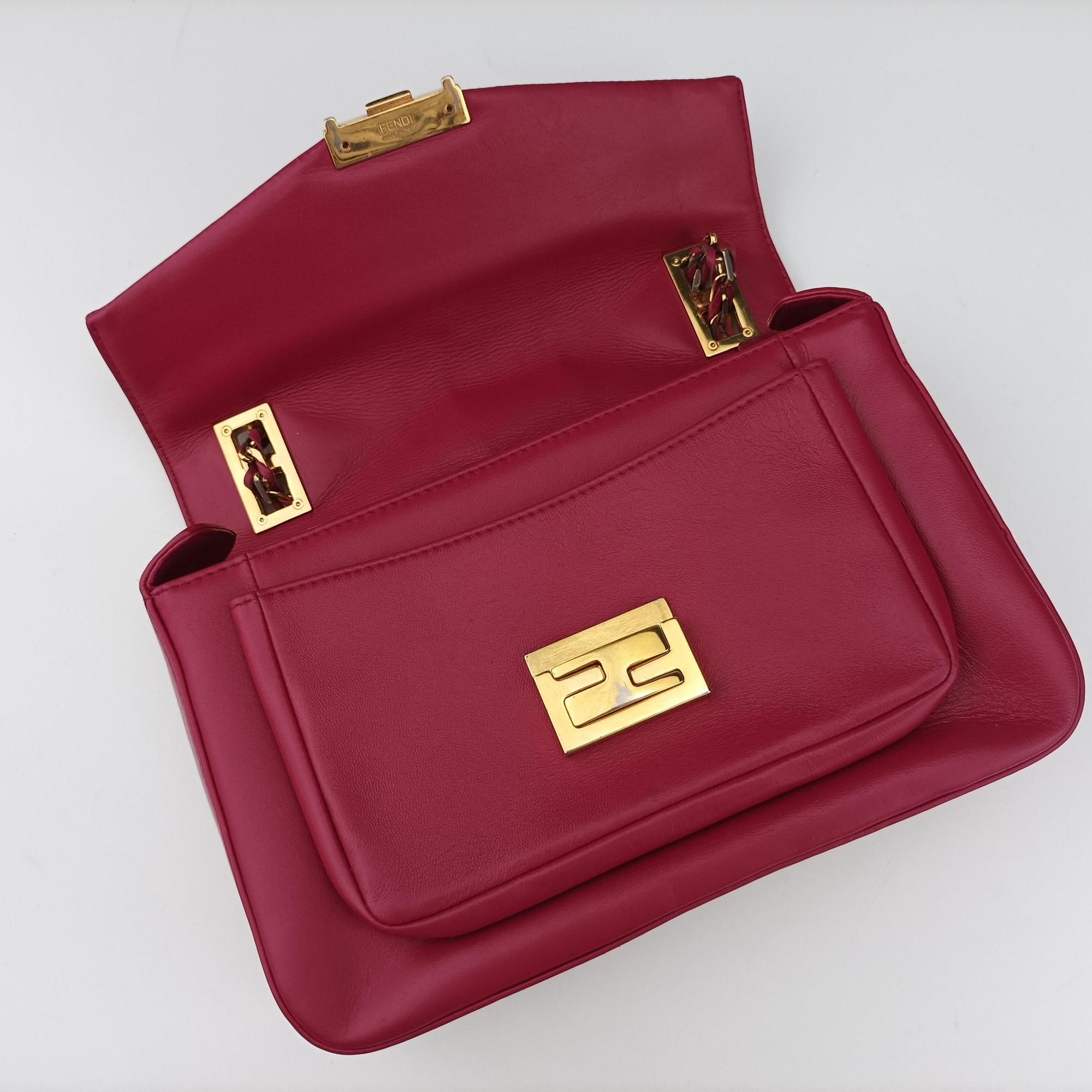 Be Baguette Rose Leather 8BR677 8BR677-P05-139-2566ビー バゲット ローズレッド レザー 8BR677 8BR677-P05-139-2566