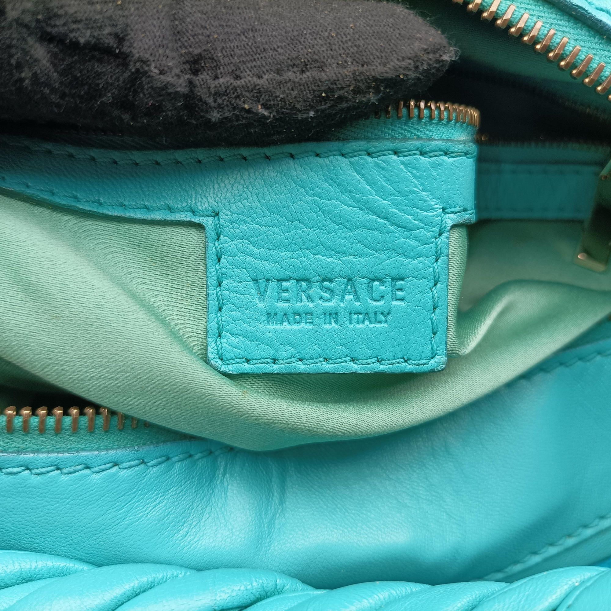 Wavy Ruched Hobo Blue Lambskin ウェーブ シャーリング ホーボー ブルー ラムレザー