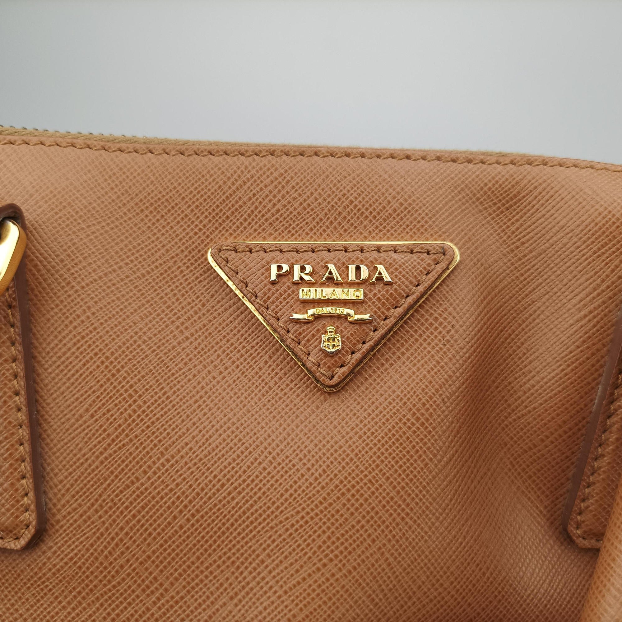Galleria brown×orange SAFFIANO Leather B2274C 25ガレリア ブラウン×オレンジ サフィアーノレザー B2274C 25