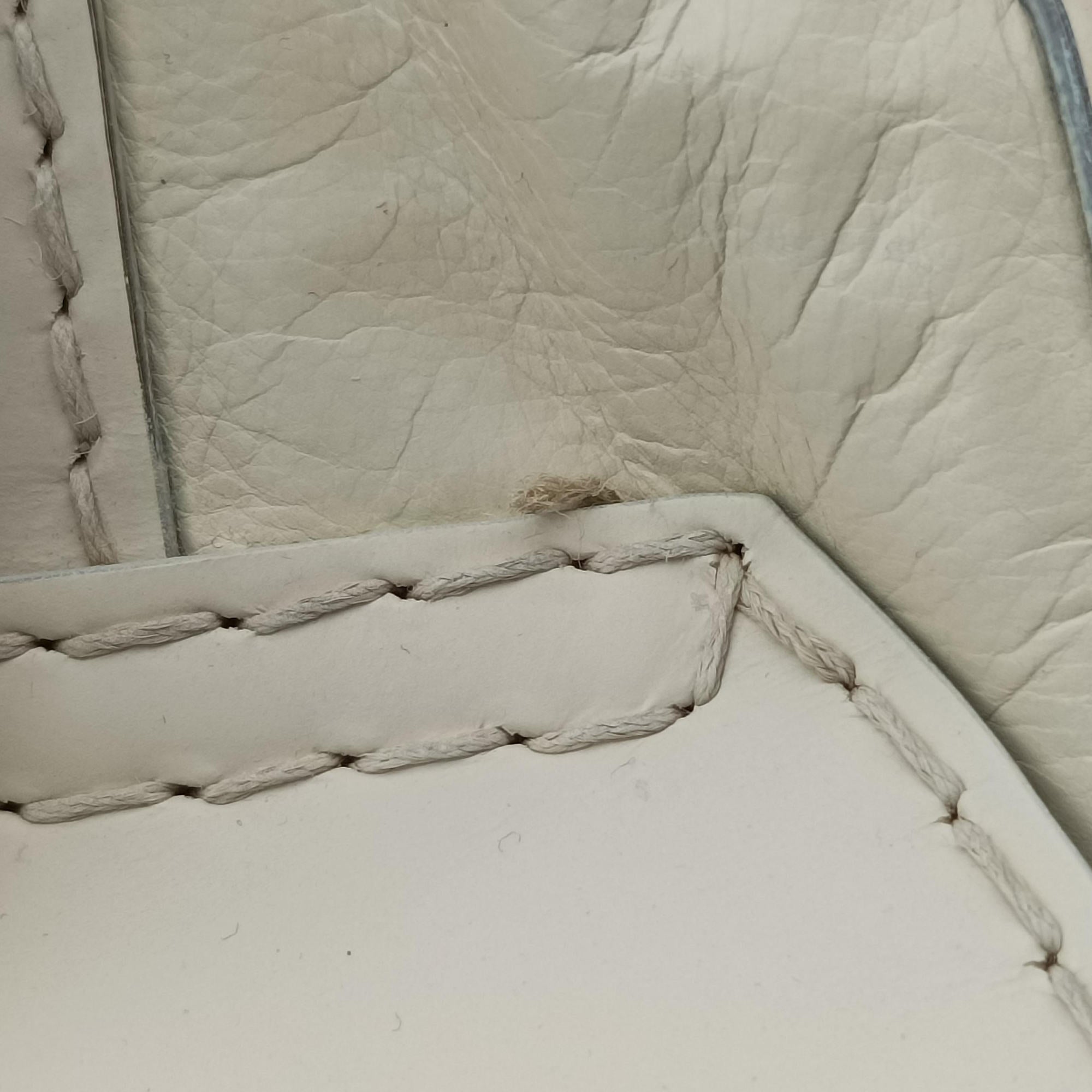 Dialux Queen Large White Leather 189883 H1752785ダイラックス クイーン ラージ ホワイト レザー 189883 H1752785