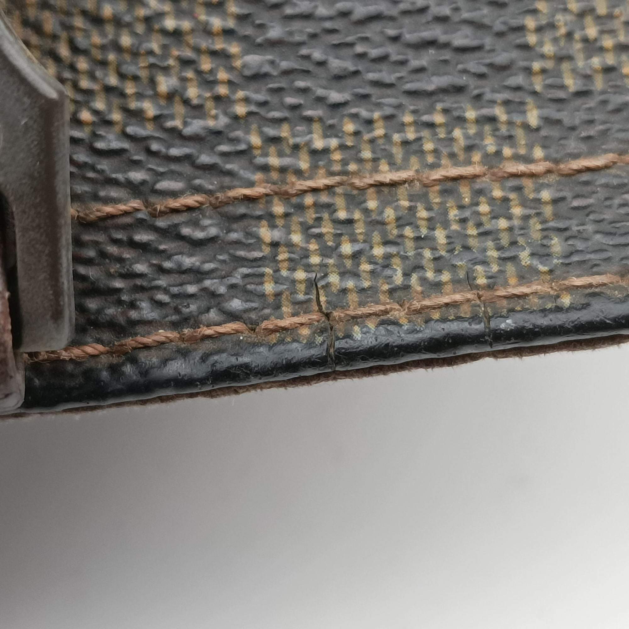 Messenger Melville EBENE Damier Canvas N51125 VI0036メッセンジャー メルヴィル エベヌ ダミエキャンバス N51125 VI0036