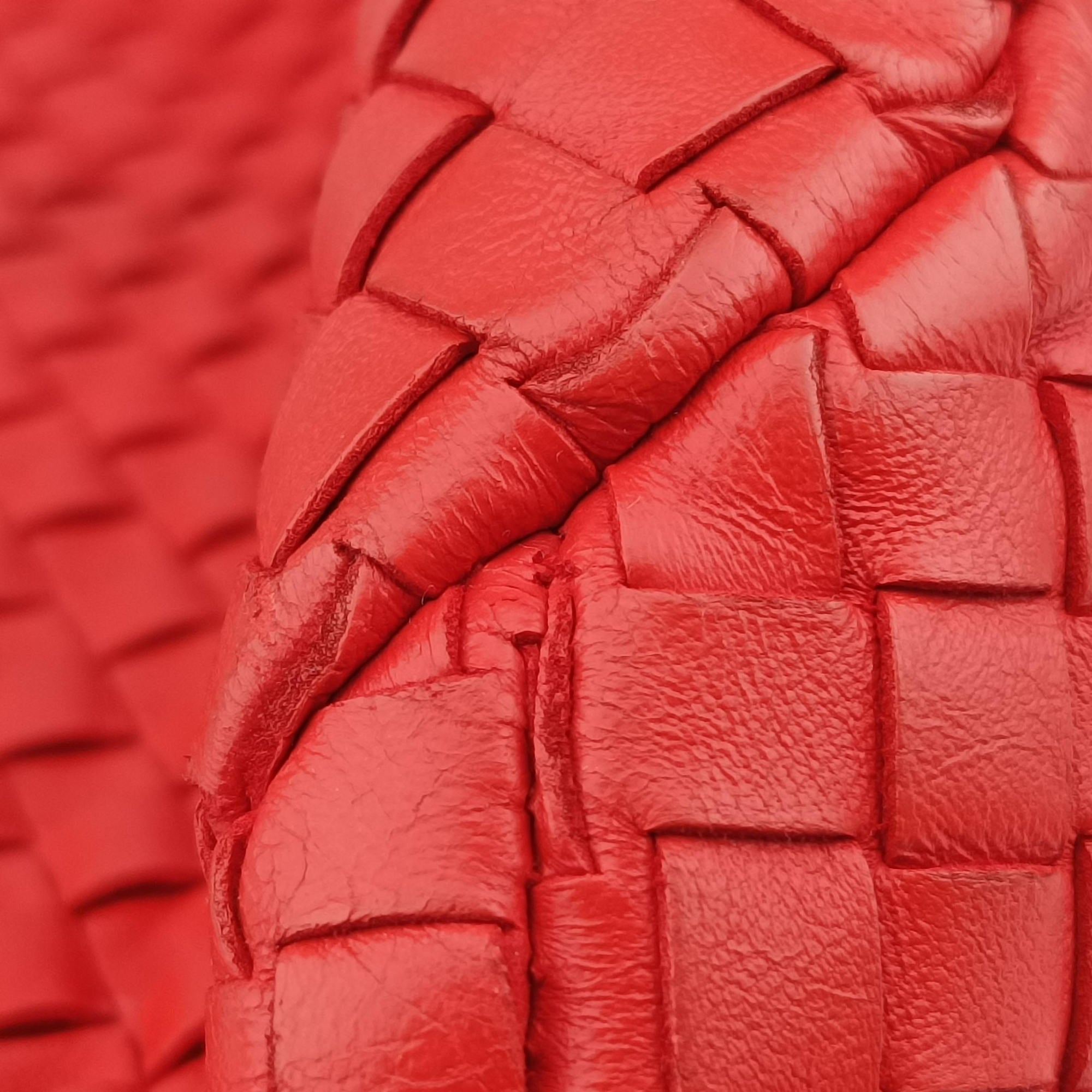 CAMPANA Intrecciato Red lambskin 125787 V0016 6576 EPEV 2011 510 Bカンパーナ イントレチャート レッド ラムスキン 125787 V0016 6576 EPEV 2011 510 B