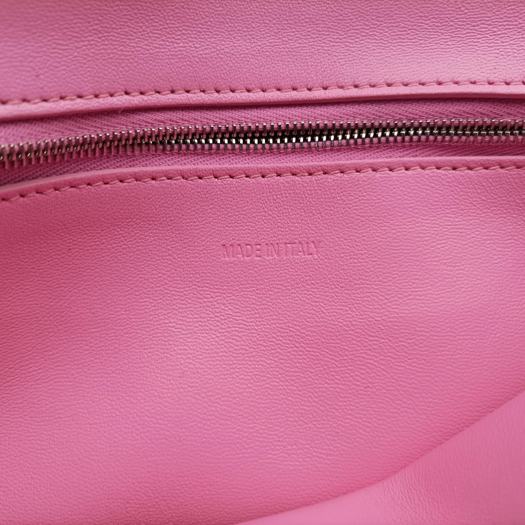 Hourglass Pink Faux fur 715153 5806.P.643888ダウンタウン ピンク フェイクファー 715153 5806.P.643888