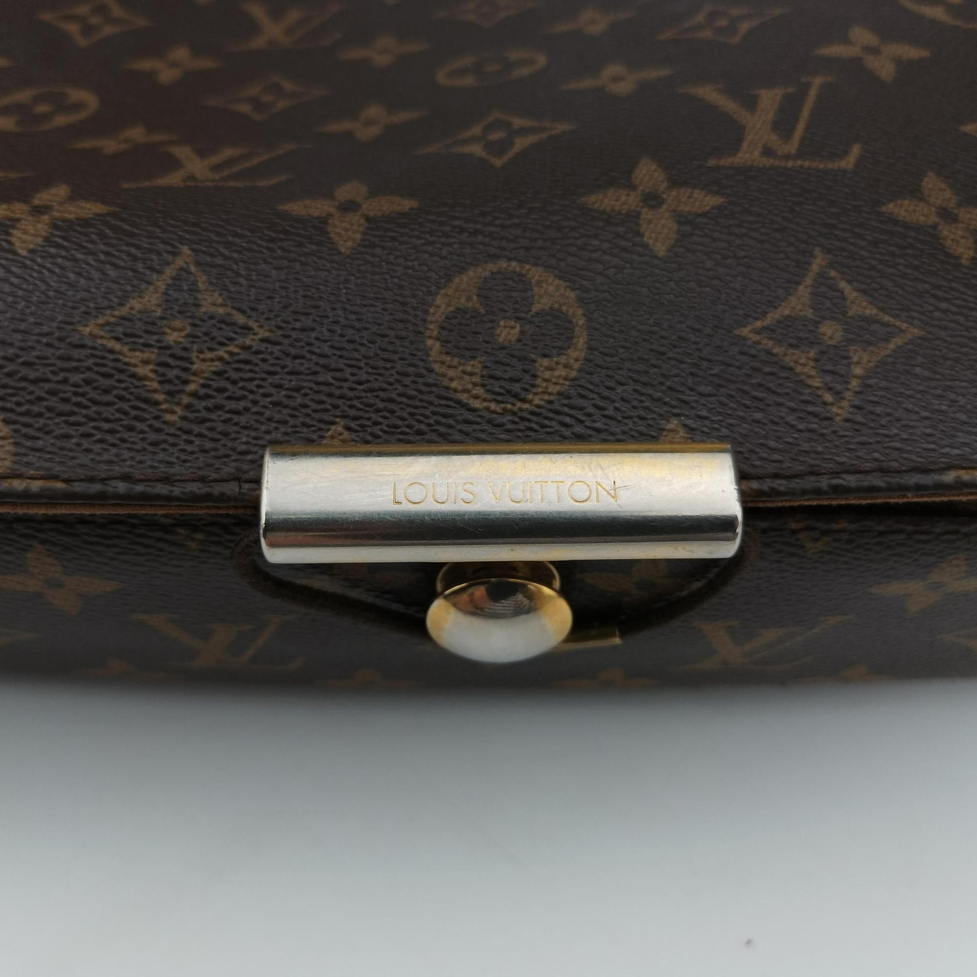 Abbesses Messenger MM brown Monogram canvas M97038 CA0151アベス メッセンジャーMM モノグラム/ブラウン モノグラムキャンバス M97038 CA0151