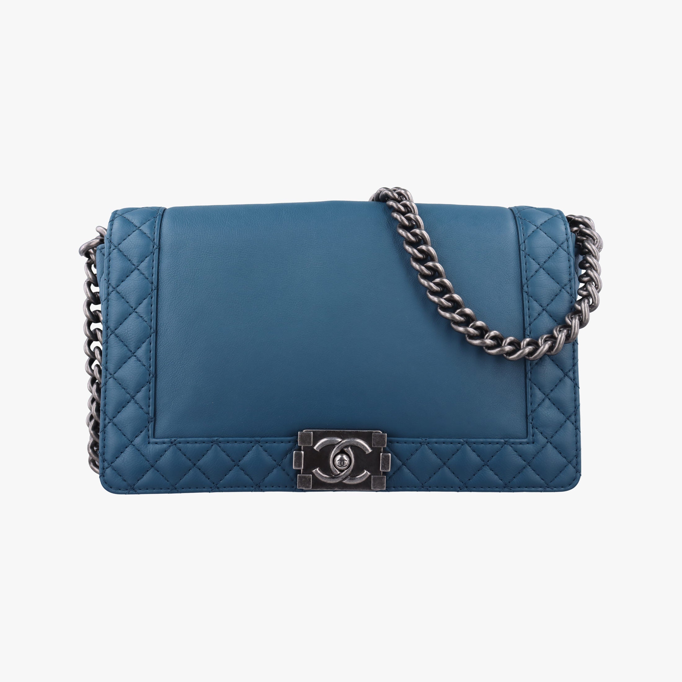 BOY CHANEL Blue Leather A67948 18938141ボーイシャネル ブルー レザー A67948 18938141