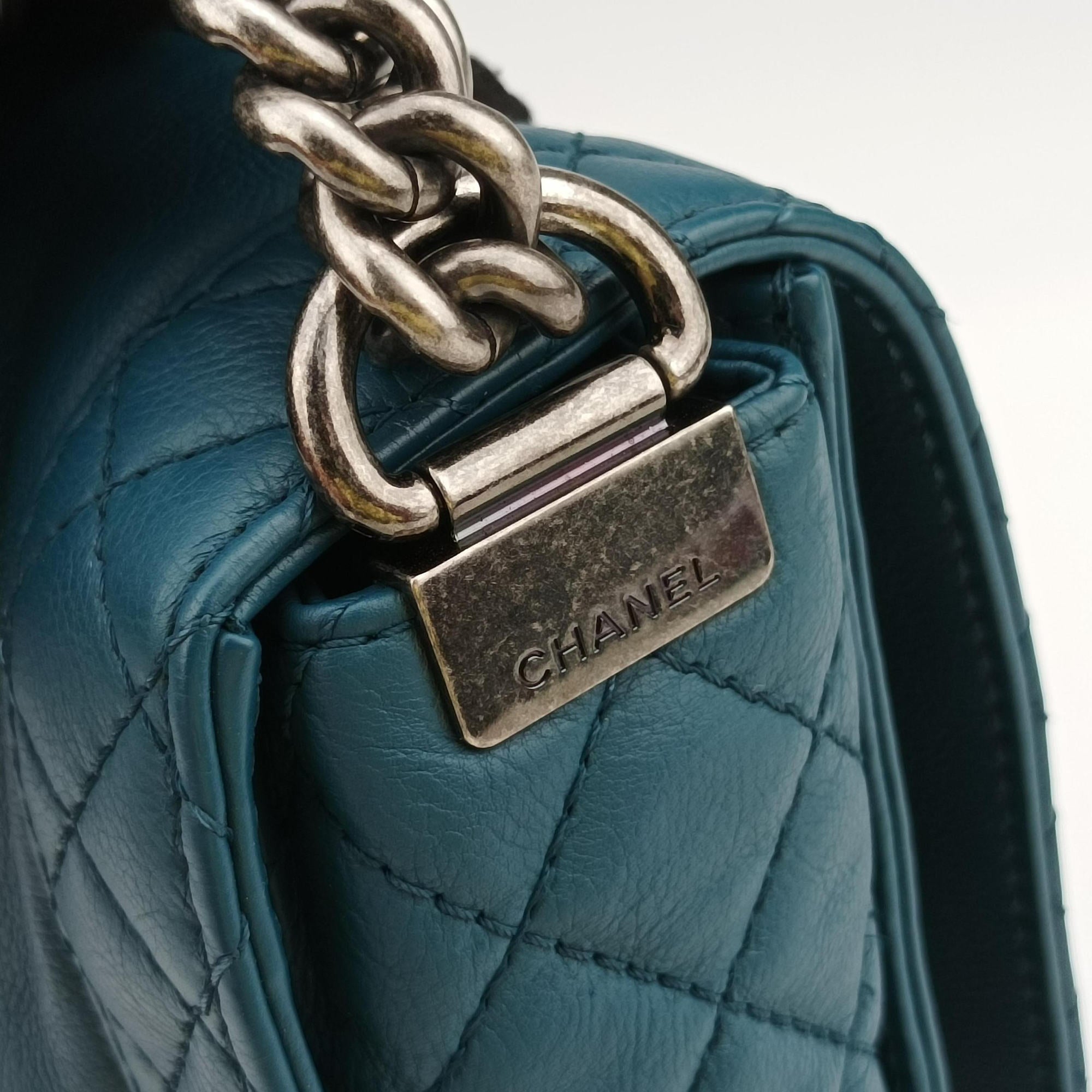 BOY CHANEL Blue Leather A67948 18938141ボーイシャネル ブルー レザー A67948 18938141