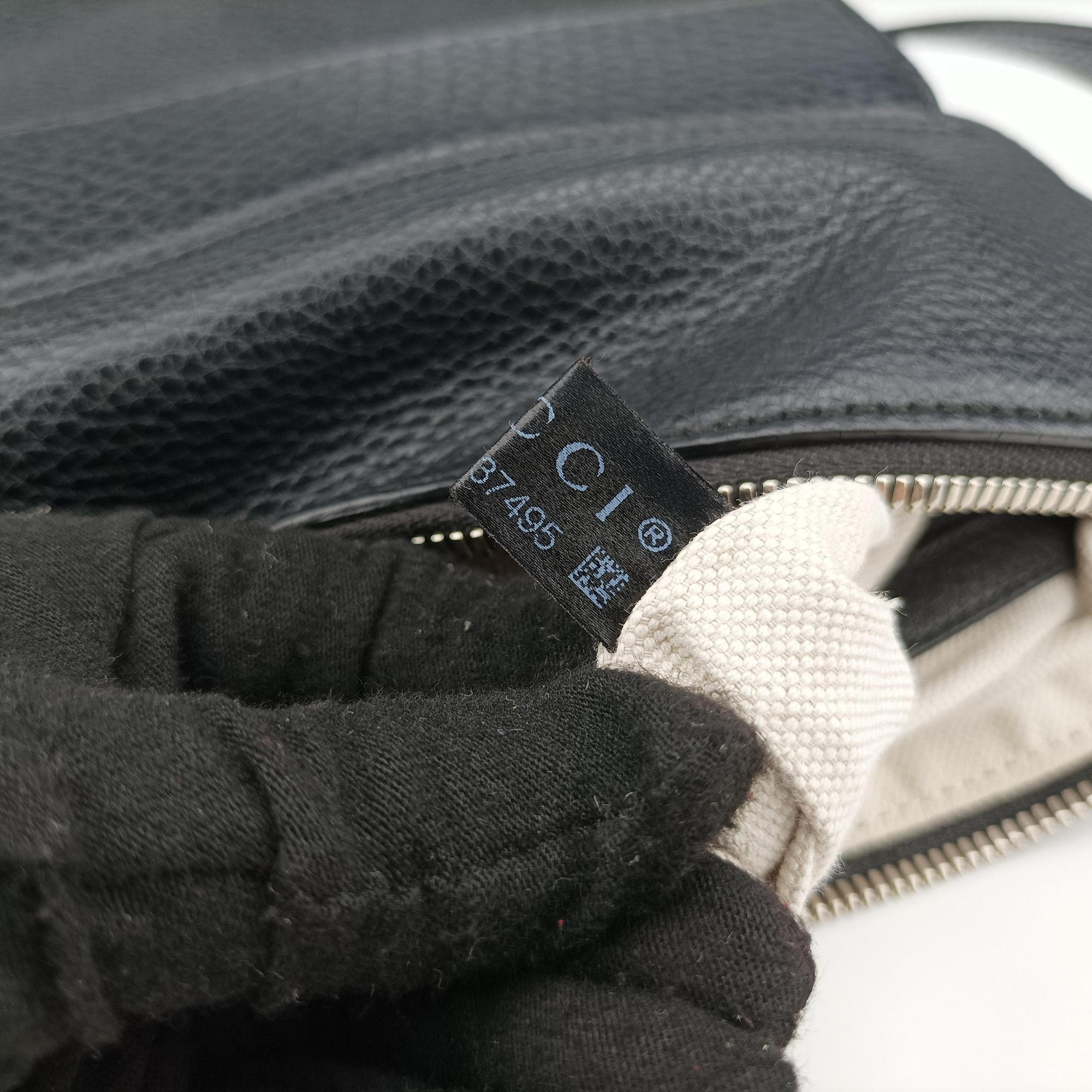 Interlocking G Logo Soho Messenger Black Leather 322059 E014137495インターロッキングG ソーホー メッセンジャー ブラック レザー 322059 E014137495