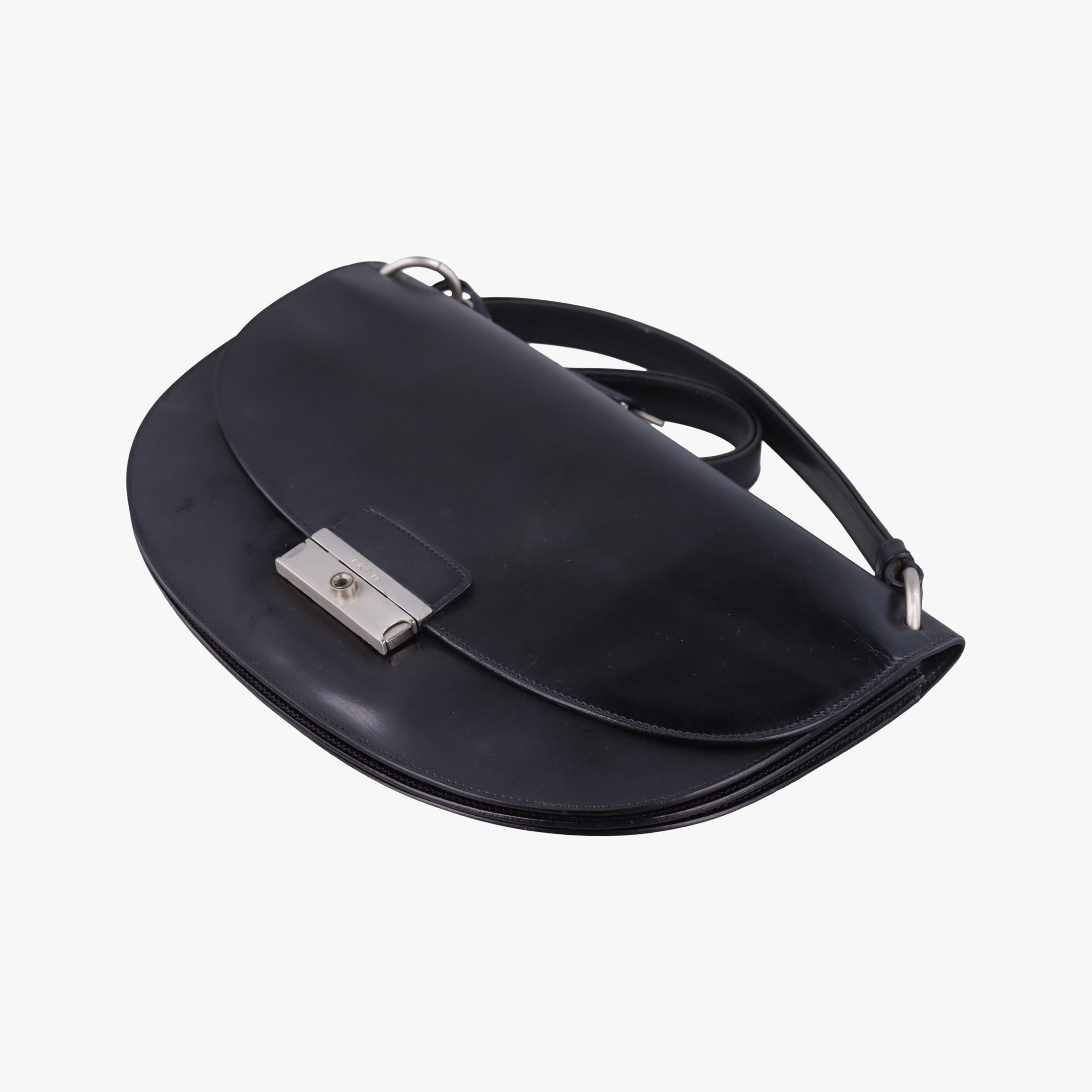 Half Moon Flap Black Leather B11231 145ハーフムーン フラップ ブラック レザー B11231 145