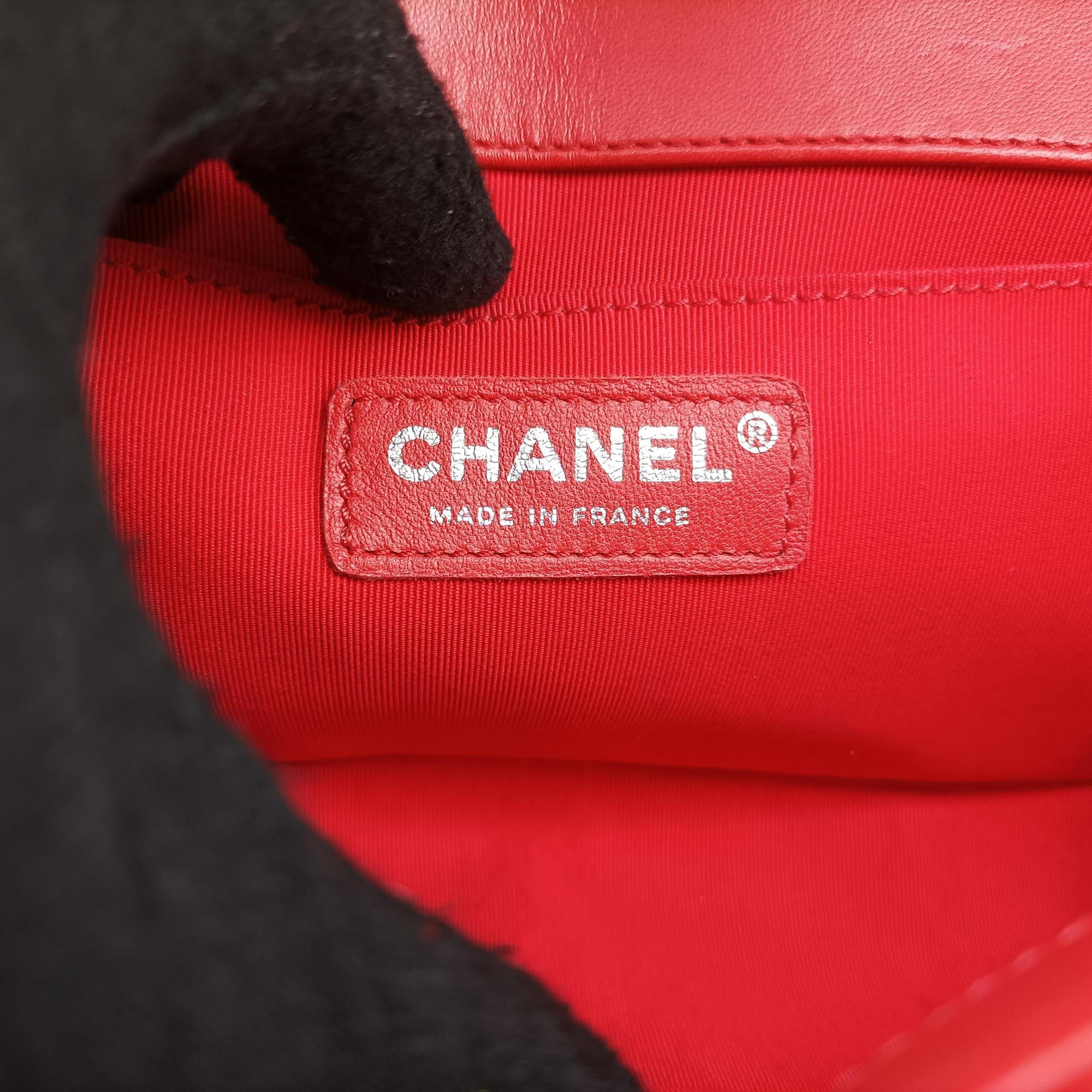 BOY CHANEL Red Leather A67086 21476168ボーイシャネル レッド レザー A67086 21476168