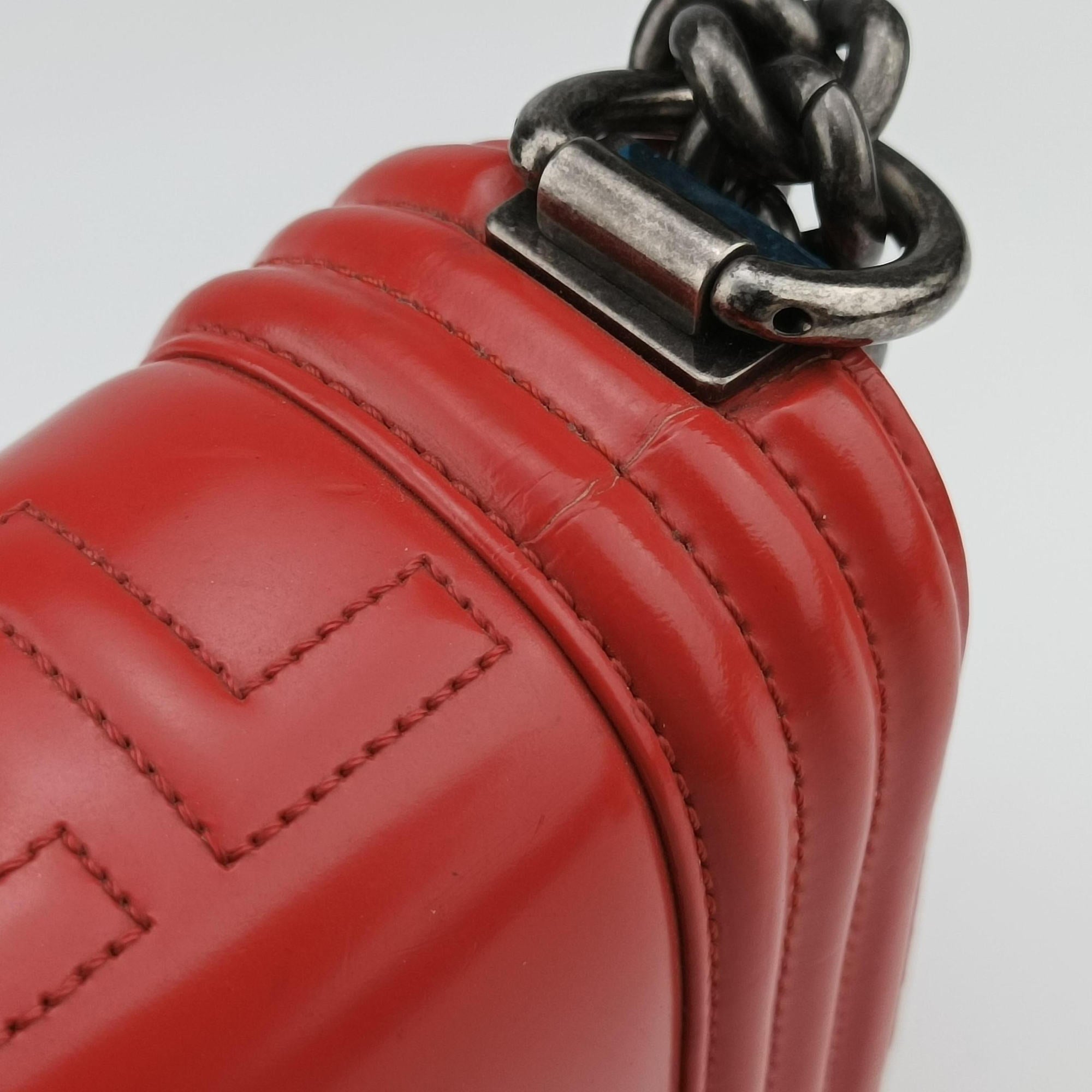 BOY CHANEL Red Leather A67086 21476168ボーイシャネル レッド レザー A67086 21476168