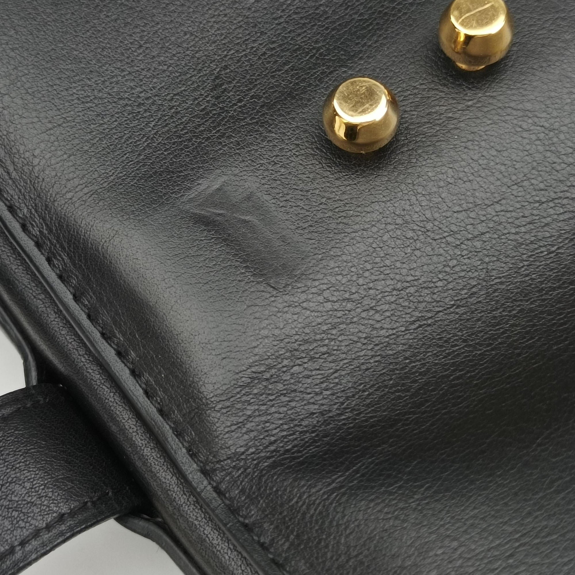 Tampete Black Leather タンペート ブラック レザー
