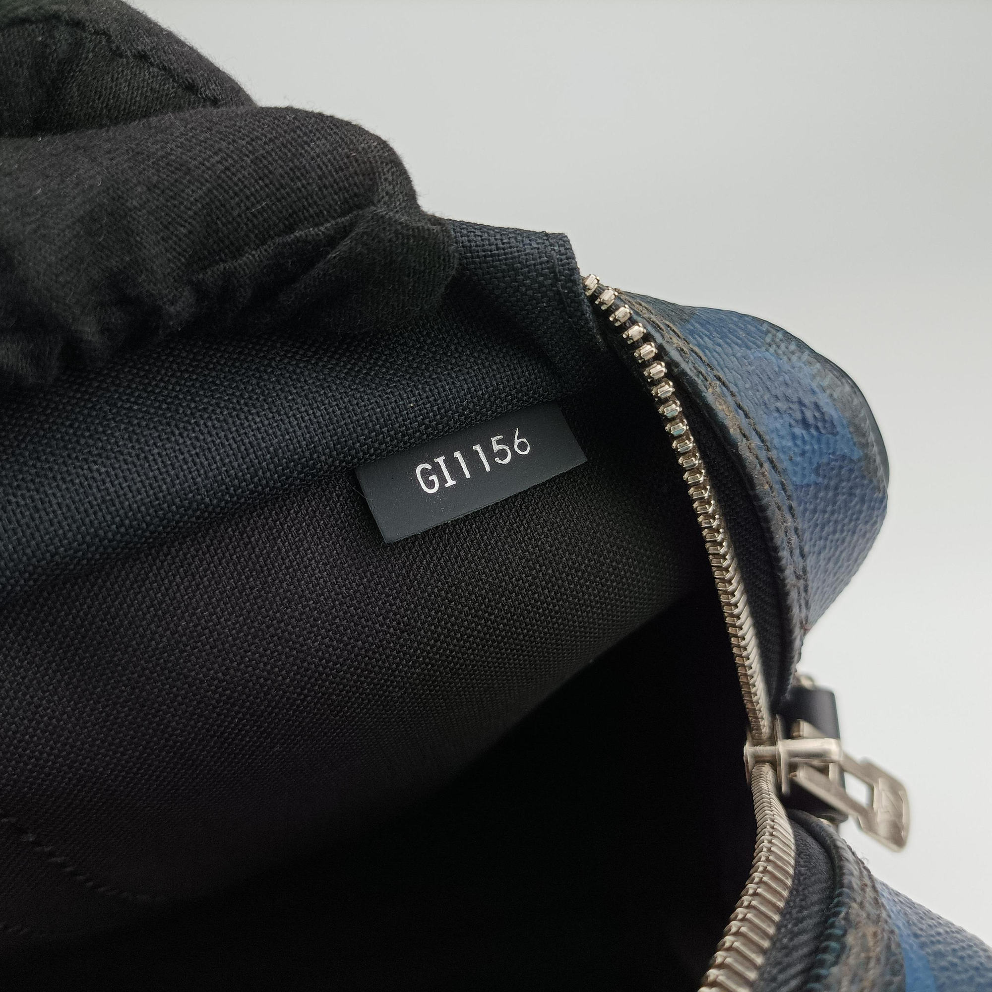 Porte Documents VoyagePM Blue Camouflage Damier Cobalt Canvas N41507 GI1156ポルトドキュマンヴォワヤージュPM ブルー カモフラージュ ダミエ コバルトキャンバス N41507 GI1156