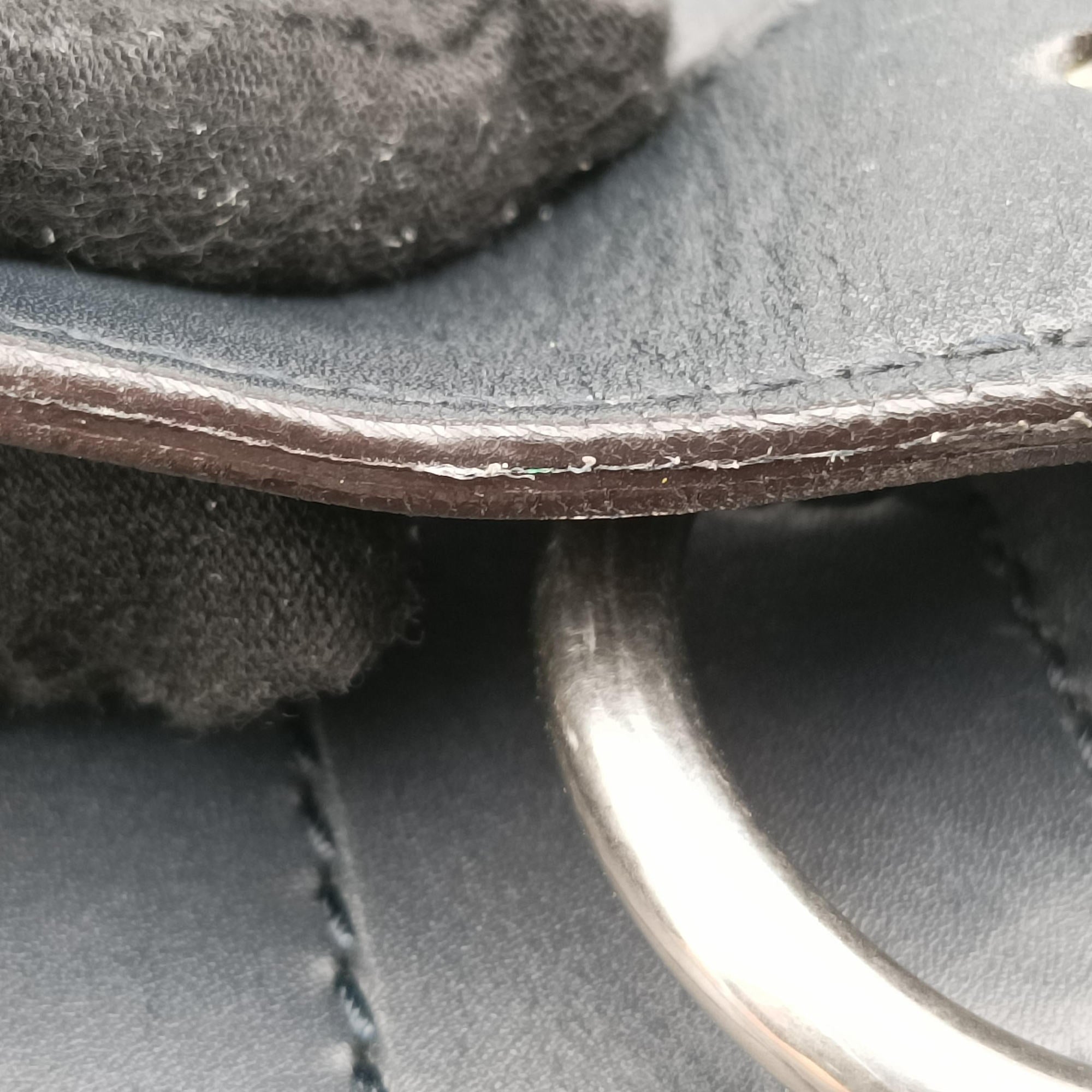 MessengerBlackLeatherH8517592メッセンジャーブラック レザーH8517592