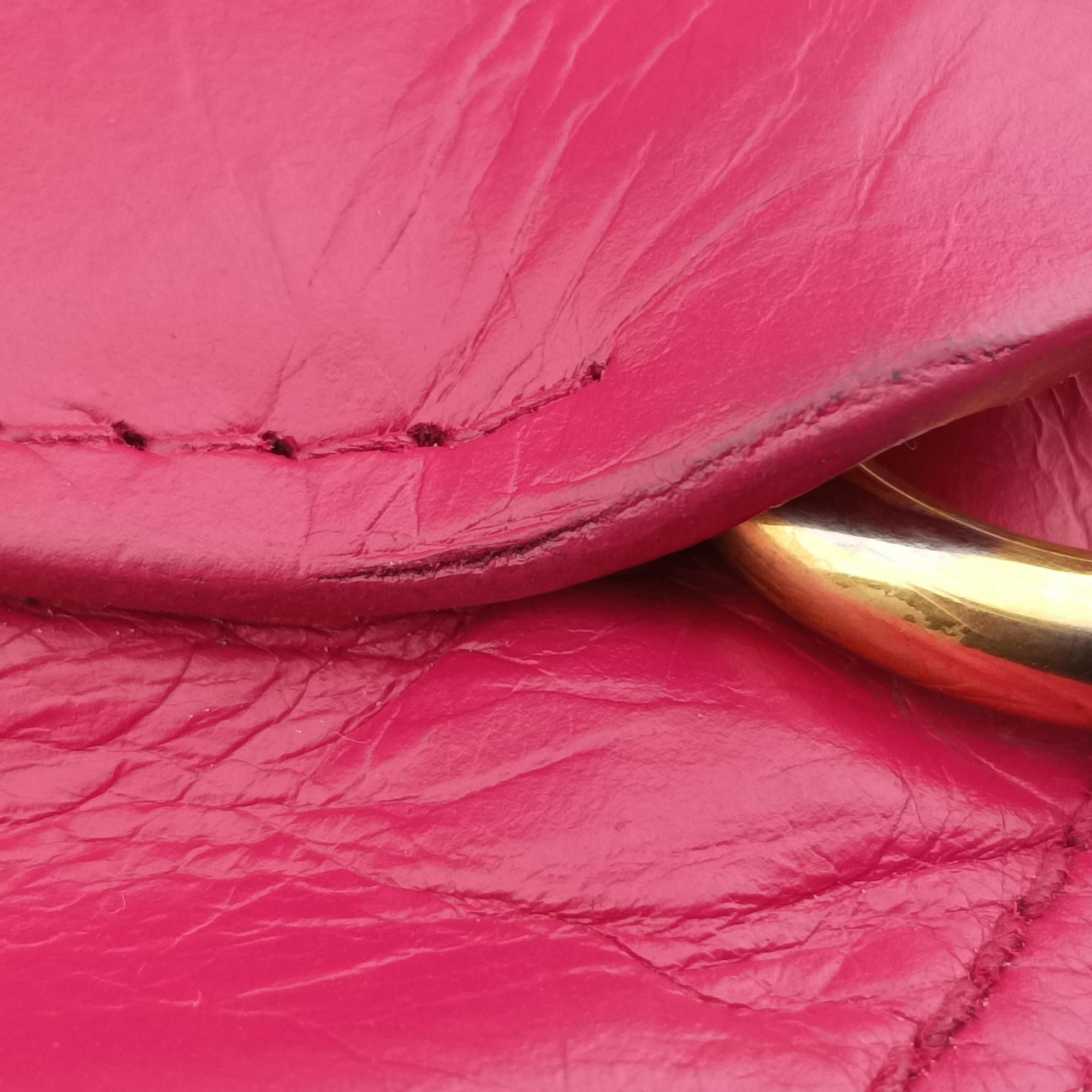 Triangle Logo Plate Rose Leather 180トライアングルロゴプレート ローズ レッド レザー 180