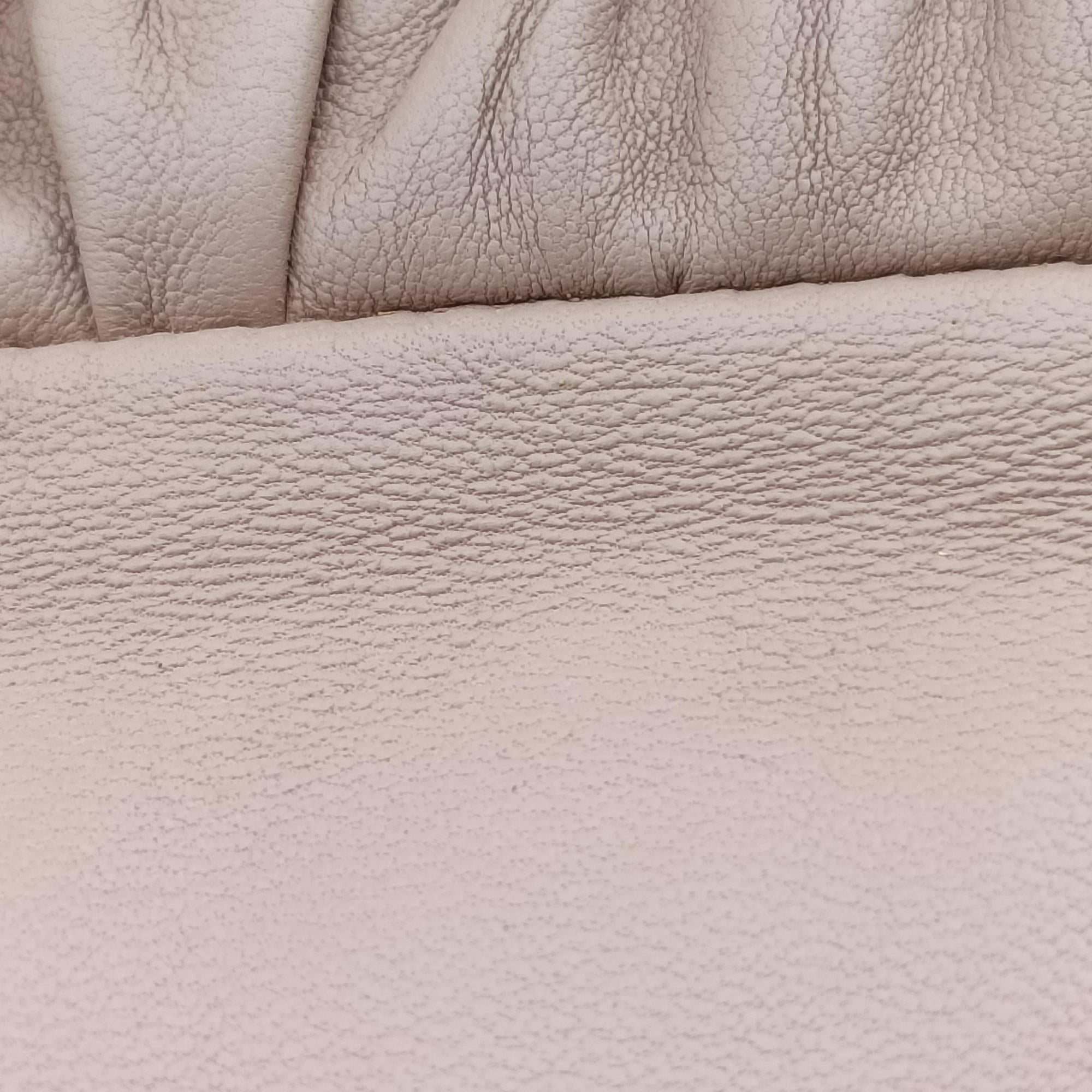 Gaufre Logo Flap Pink Nappa Leather BT0939 7/Qギャザー ロゴフラップ ピンク ナッパレザー BT0939 7/Q