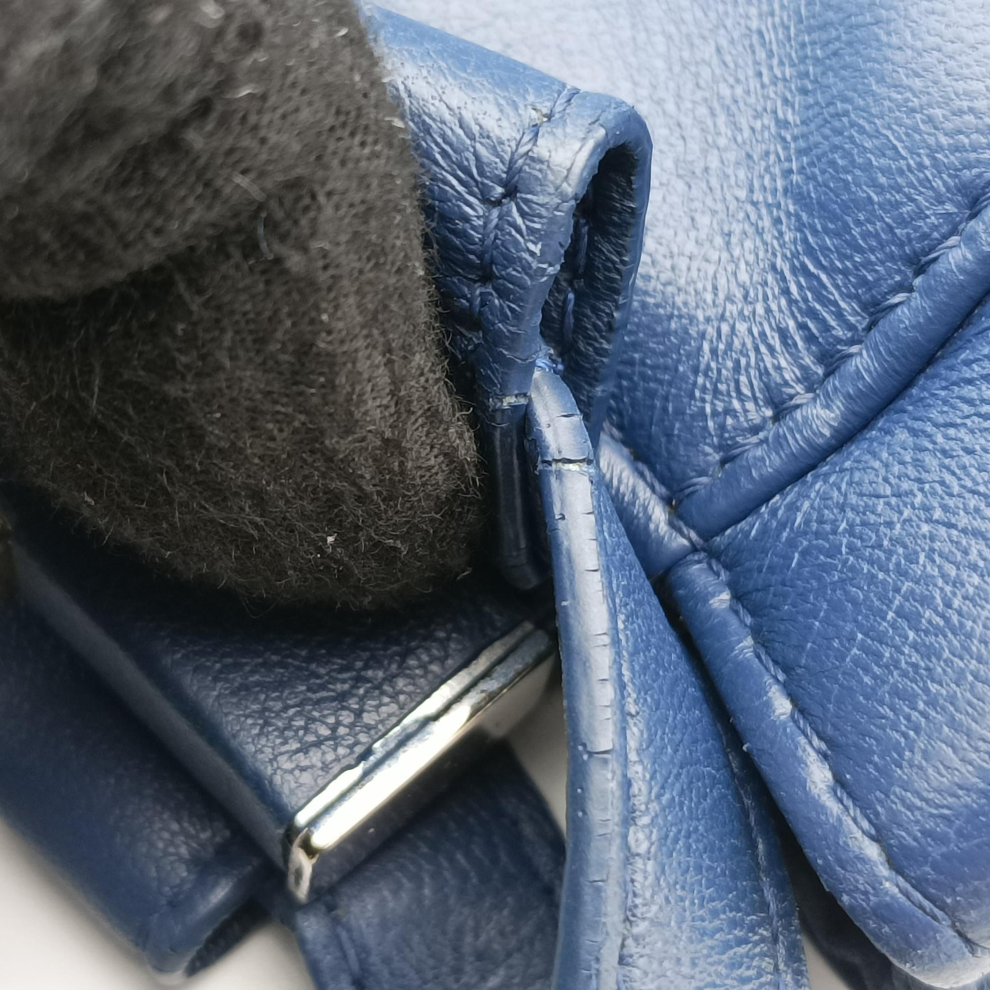 PEEKABOO mini Blue Leather 8BN244 8BN244-K4P-178-10429ピーカブー ミニ ブルー レザー 8BN244 8BN244-K4P-178-10429