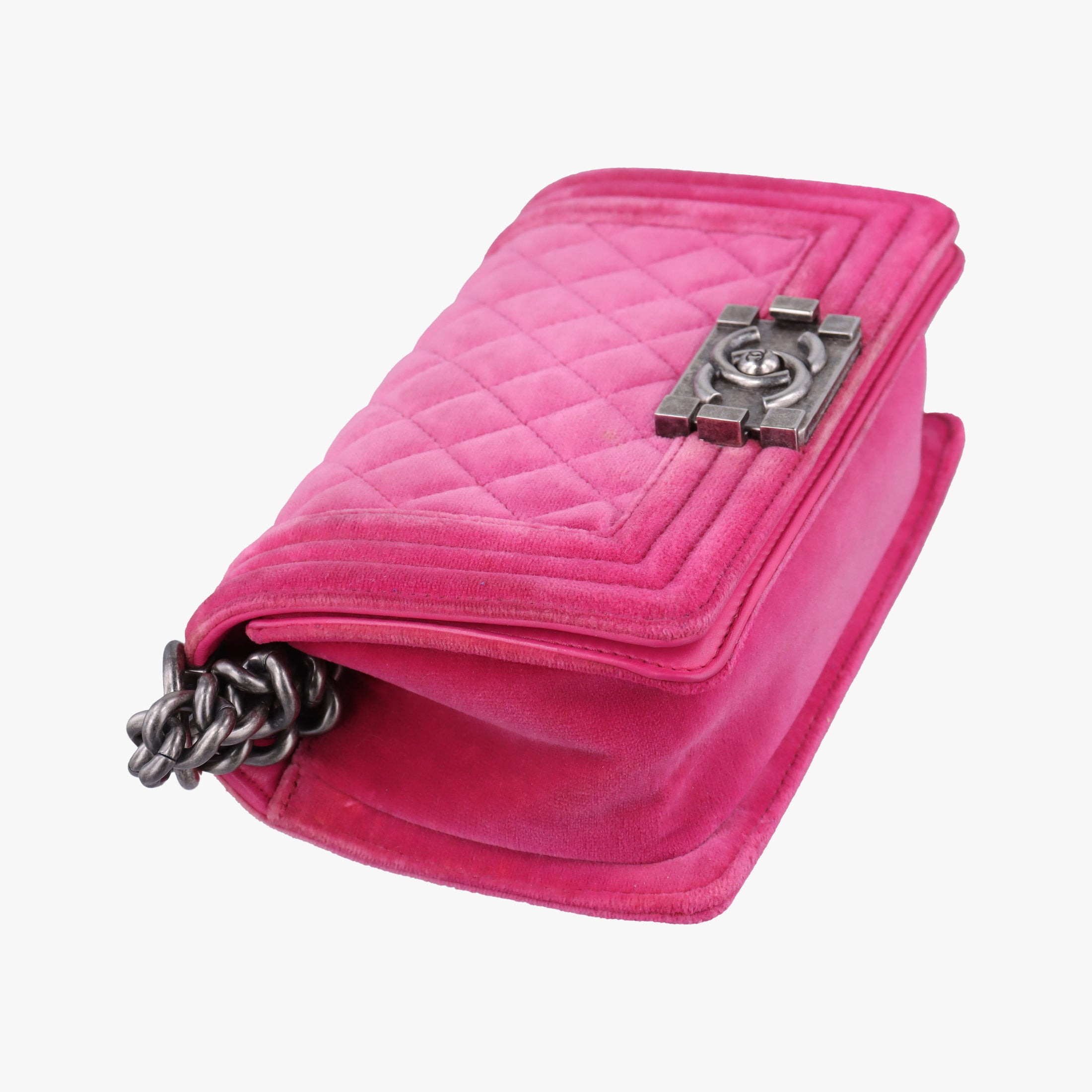 BOY CHANEL Rose velour A67416 18369592ボーイシャネル ローズ レッド ベロア A67416 18369592