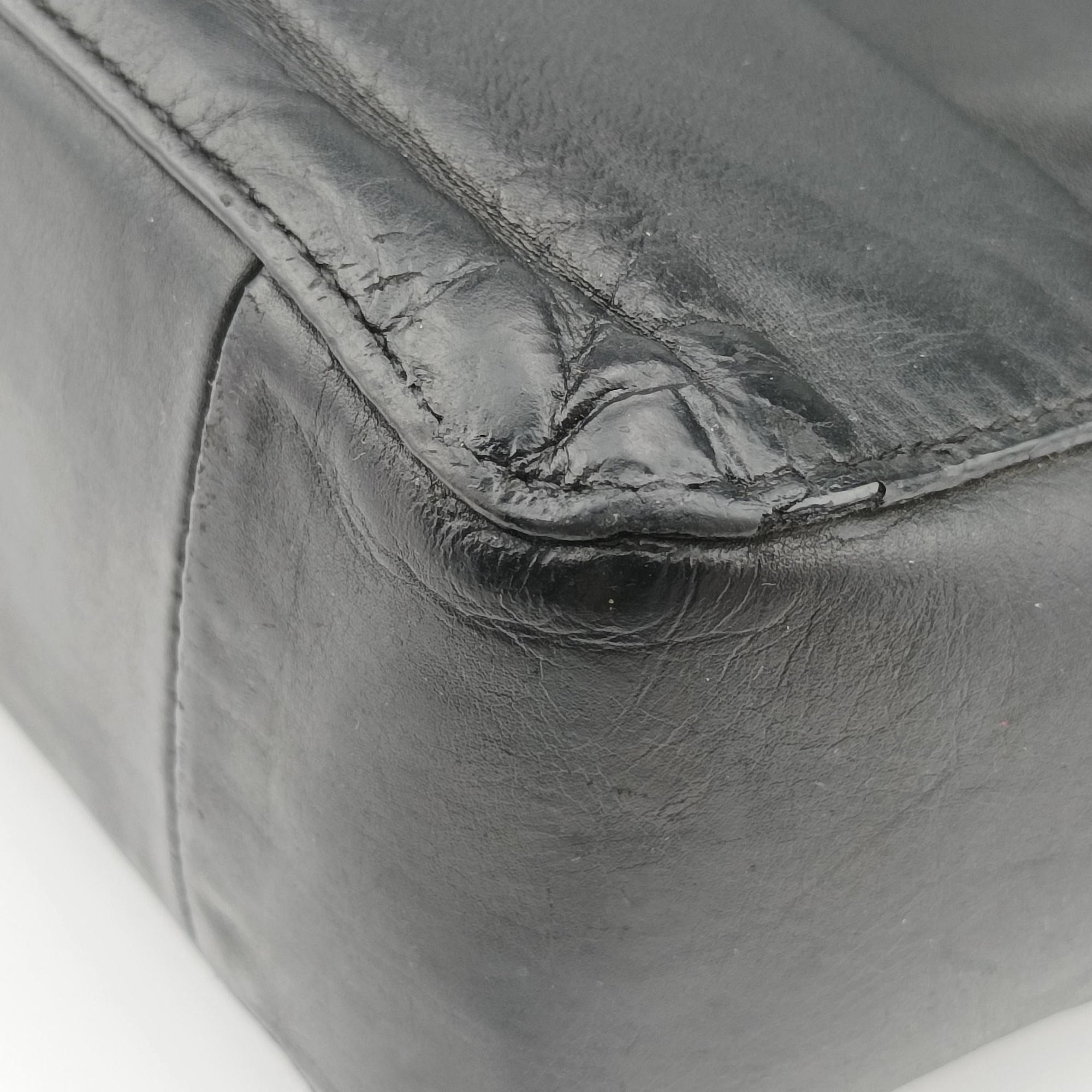 Intrecciato Black lambskin B05420160Dイントレチャート ブラック ラムスキン B05420160D