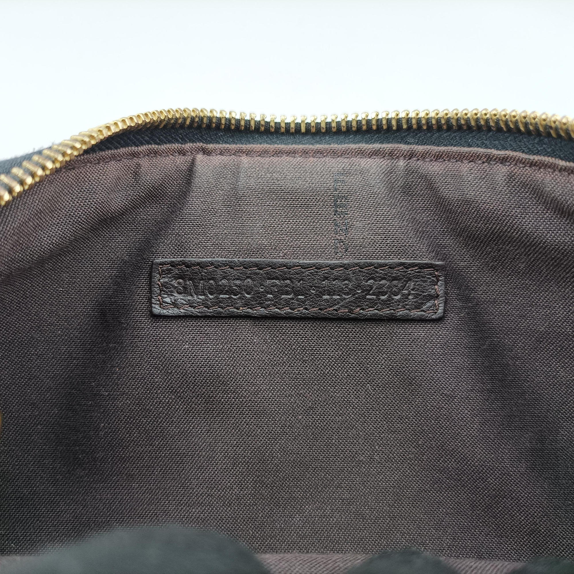 Star Studded Black Patent 8M0250 8M0250.FB1.118.2384スター スタッデッド ブラック パテント 8M0250 8M0250.FB1.118.2384