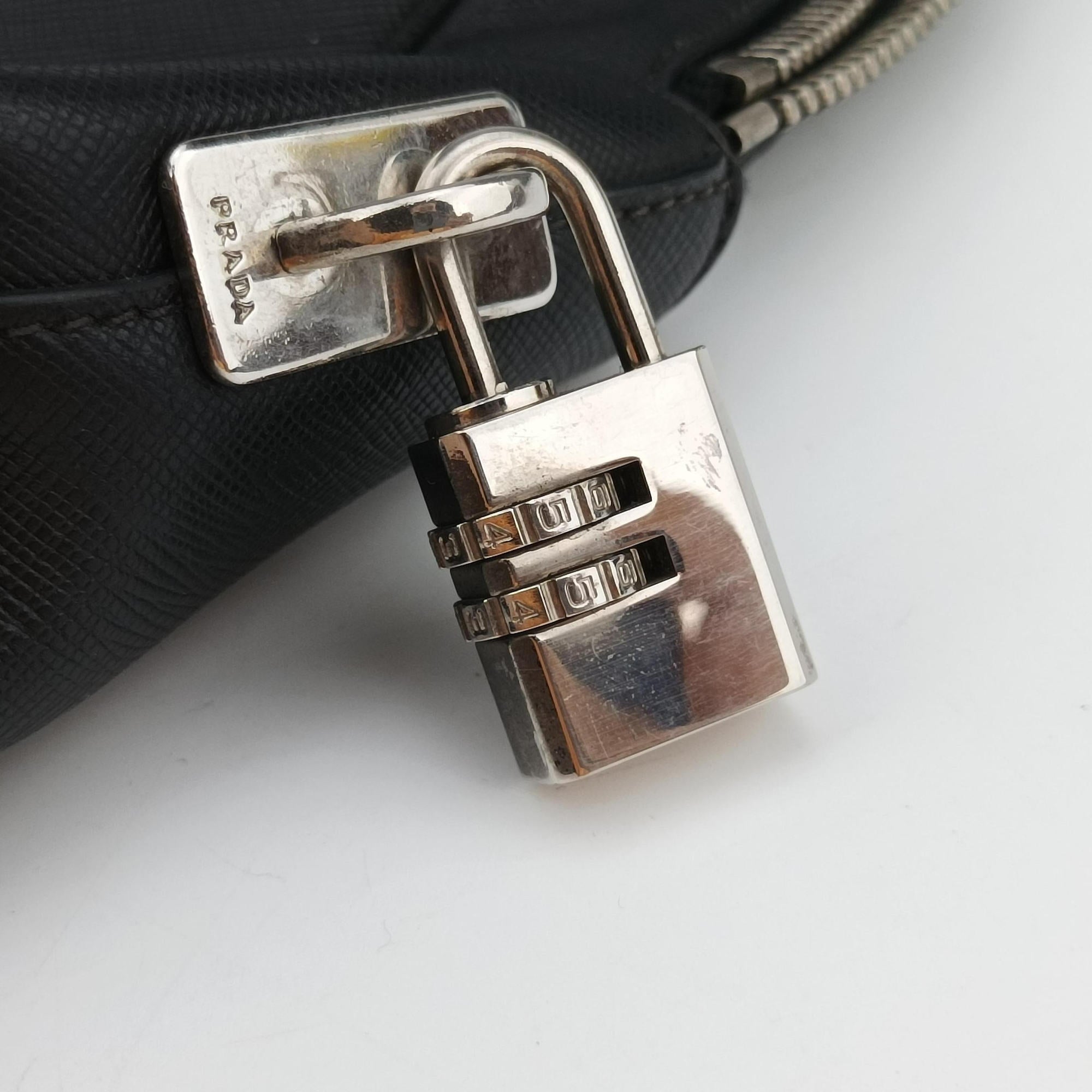 business bag briefcase Black SAFFIANO Leather 2VE363 58/F 173ビジネスバッグ ブリーフケース ブラック サフィアーノレザー 2VE363 58/F 173